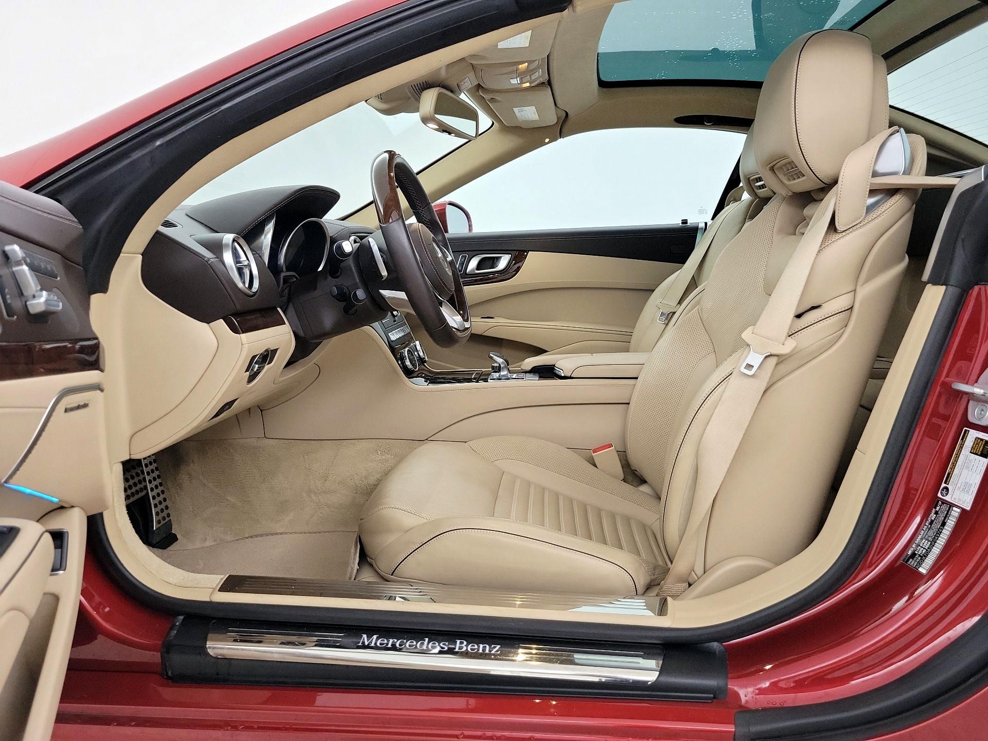 Thumbnail: 2017 Mercedes-Benz SL-Class - 11