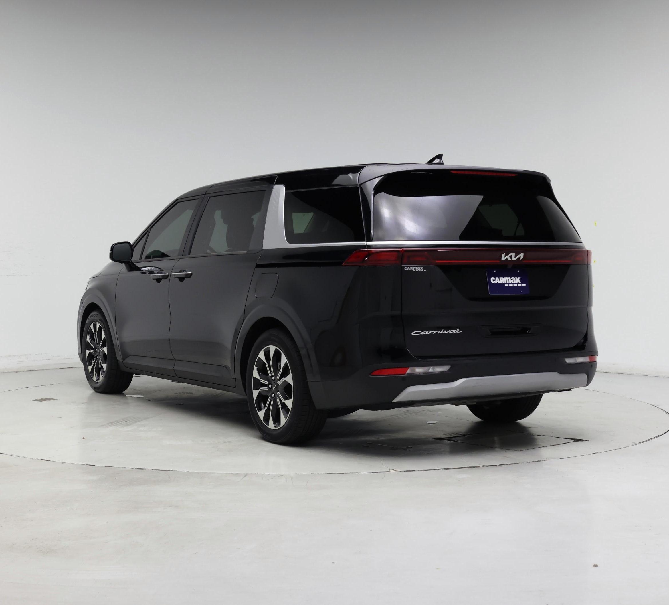 Thumbnail: 2022 Kia Carnival - 2