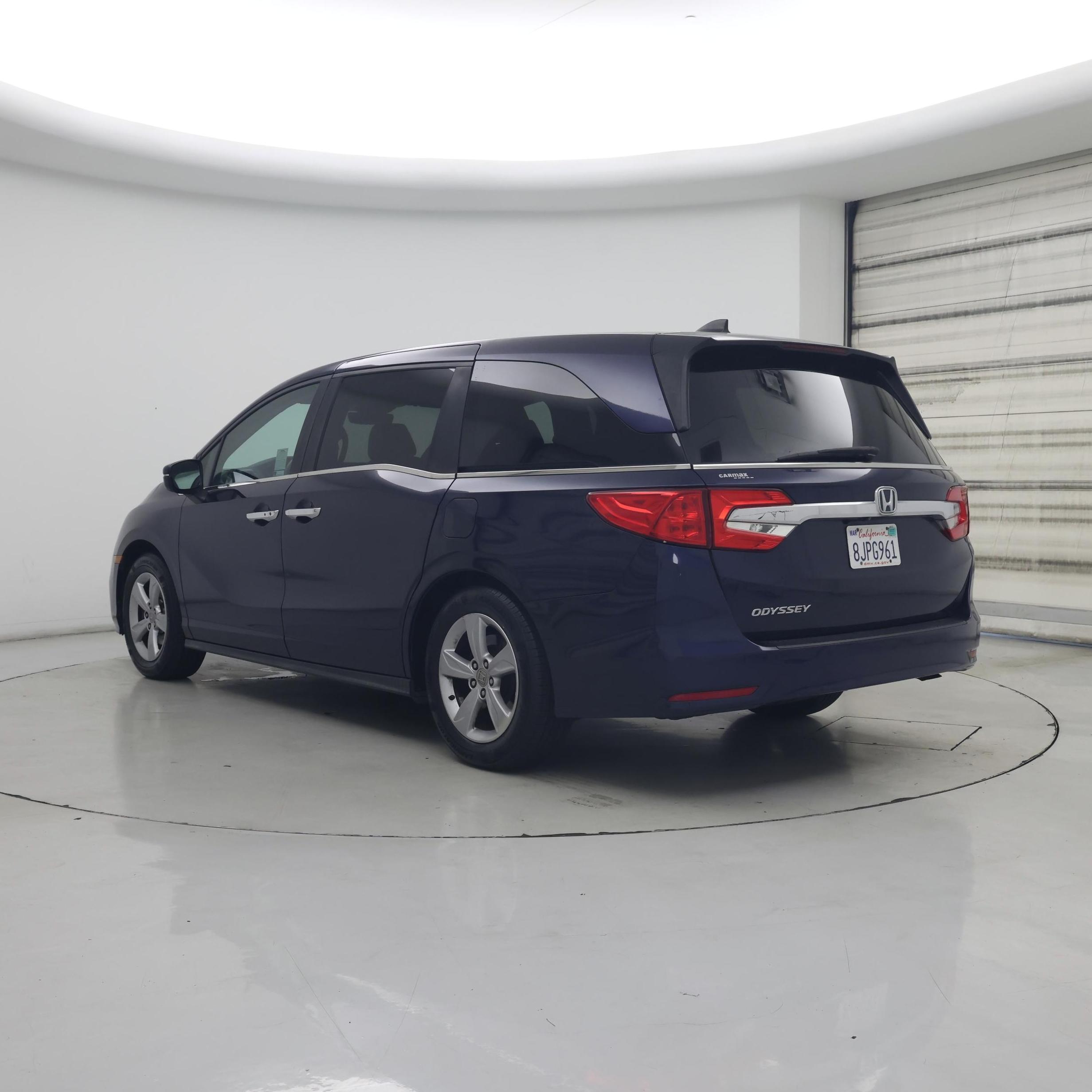 Thumbnail: 2019 Honda Odyssey - 2