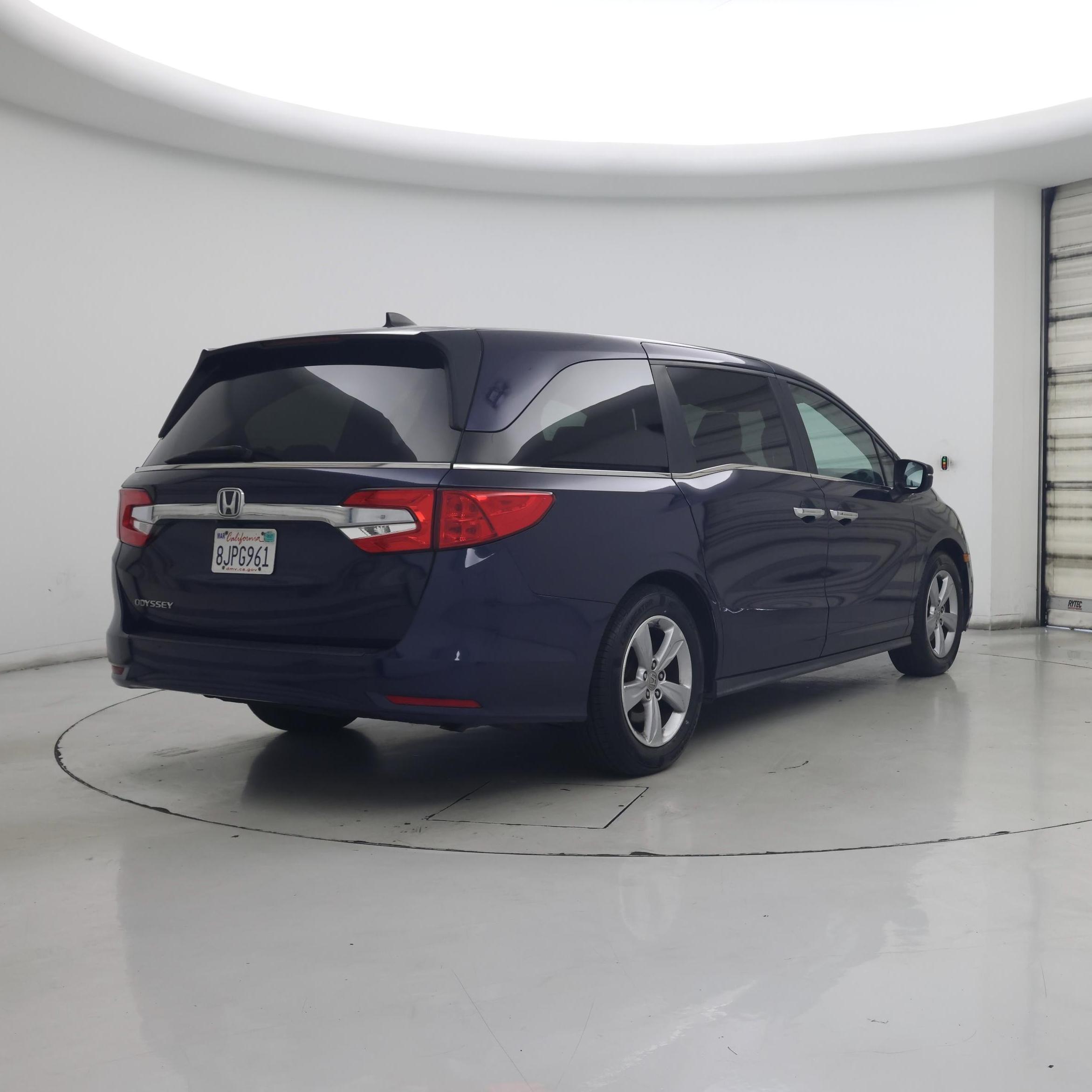 Thumbnail: 2019 Honda Odyssey - 8