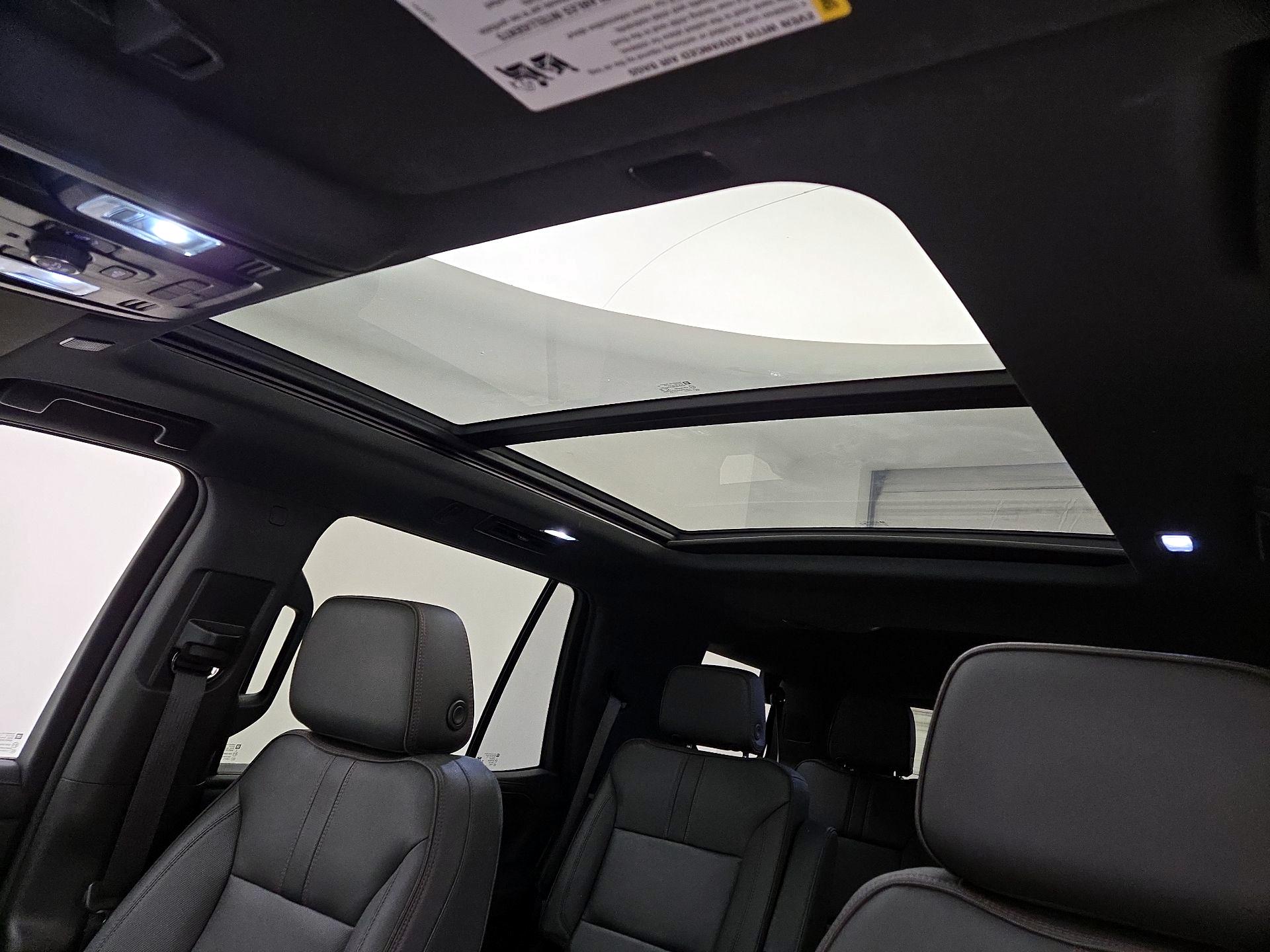 Thumbnail: 2022 Chevrolet Tahoe - 19