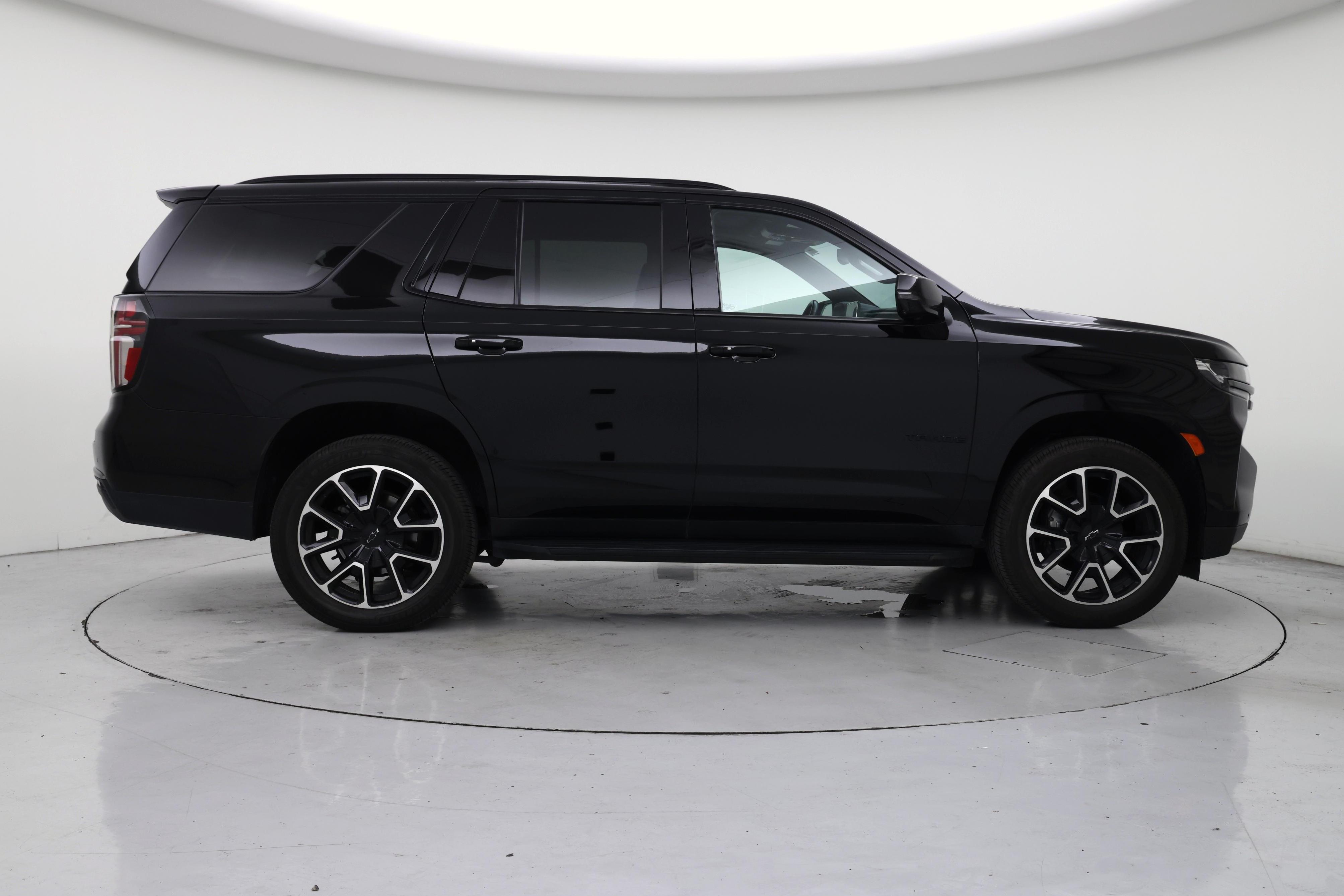 Thumbnail: 2022 Chevrolet Tahoe - 7