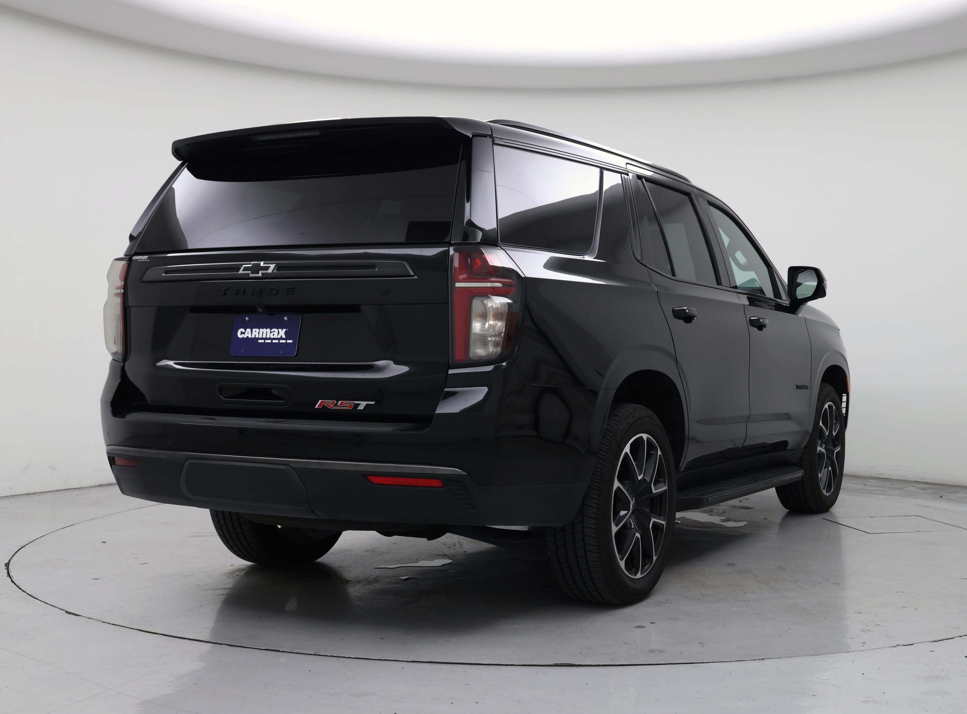 Thumbnail: 2022 Chevrolet Tahoe - 8