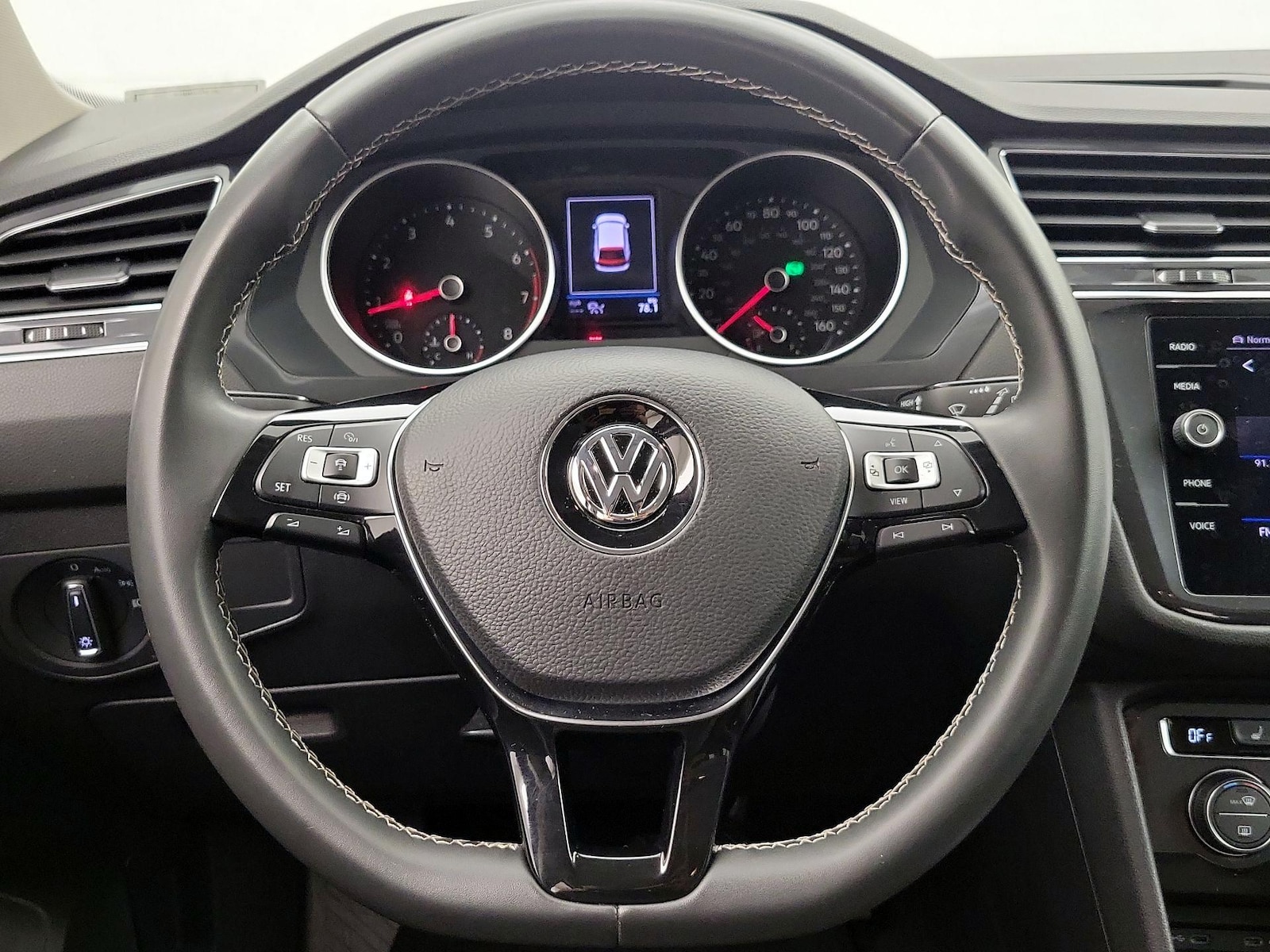 2021 Volkswagen Tiguan SE - Photo 11
