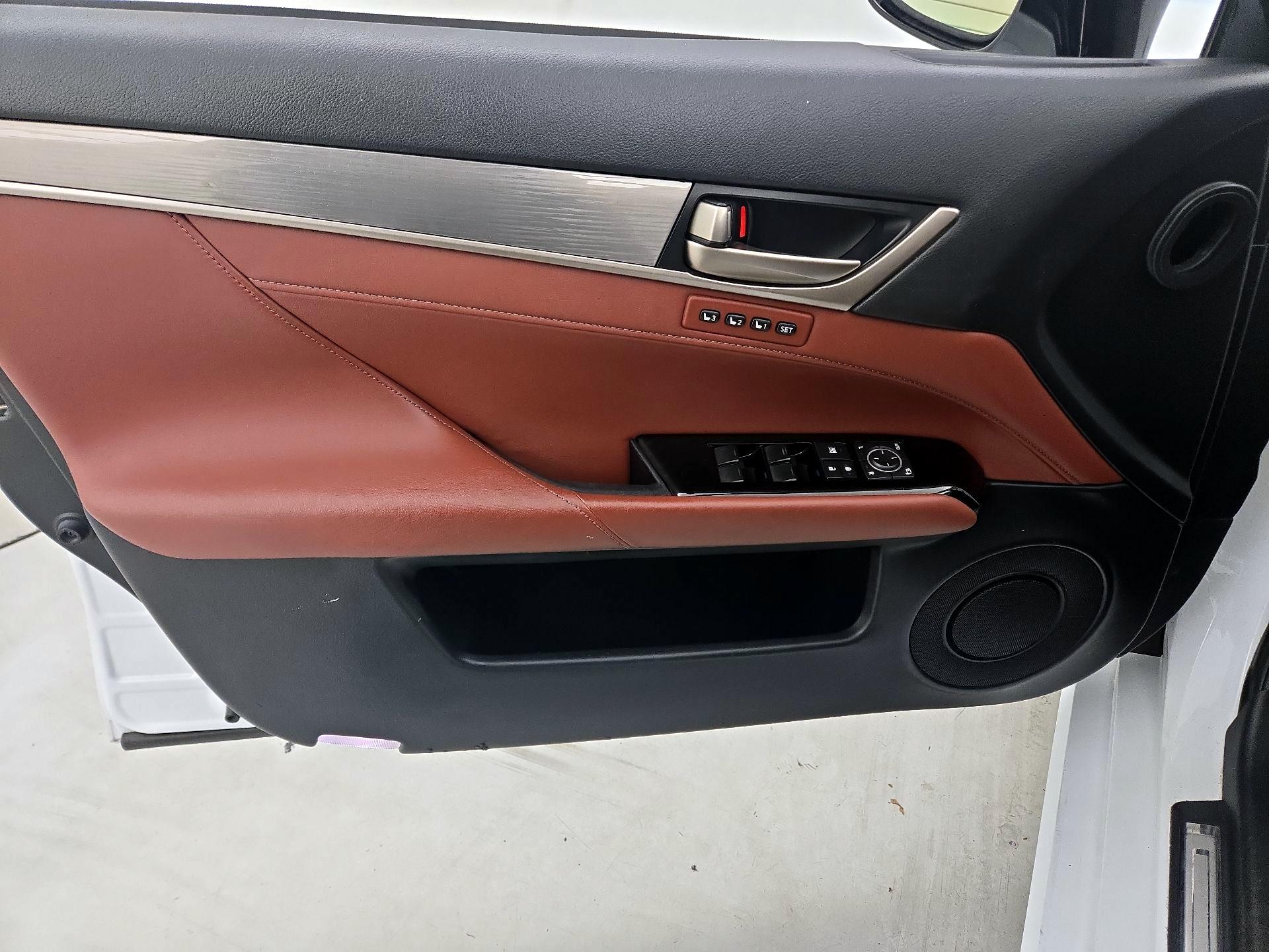 Thumbnail: 2015 Lexus GS - 12