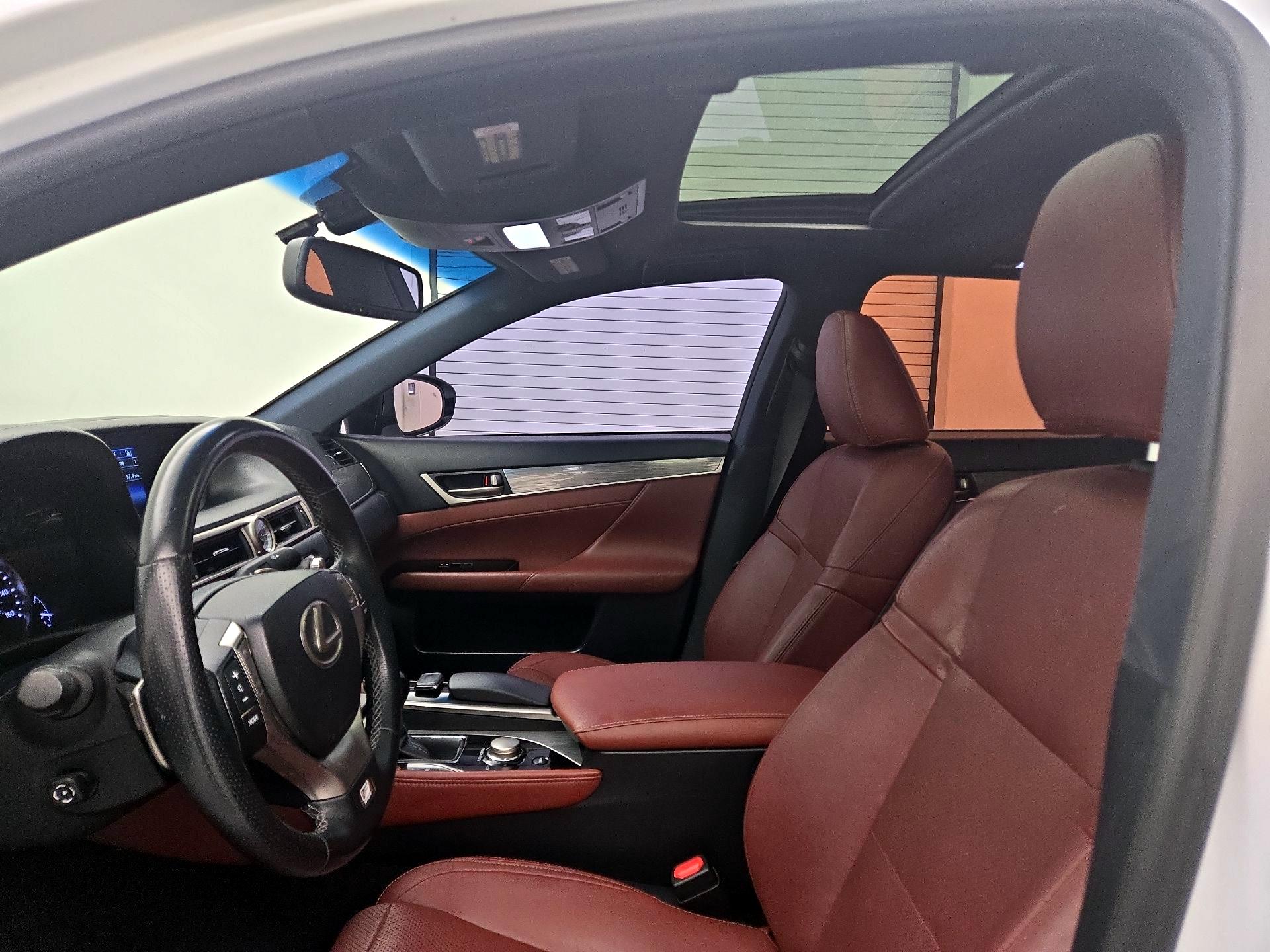 Thumbnail: 2015 Lexus GS - 18
