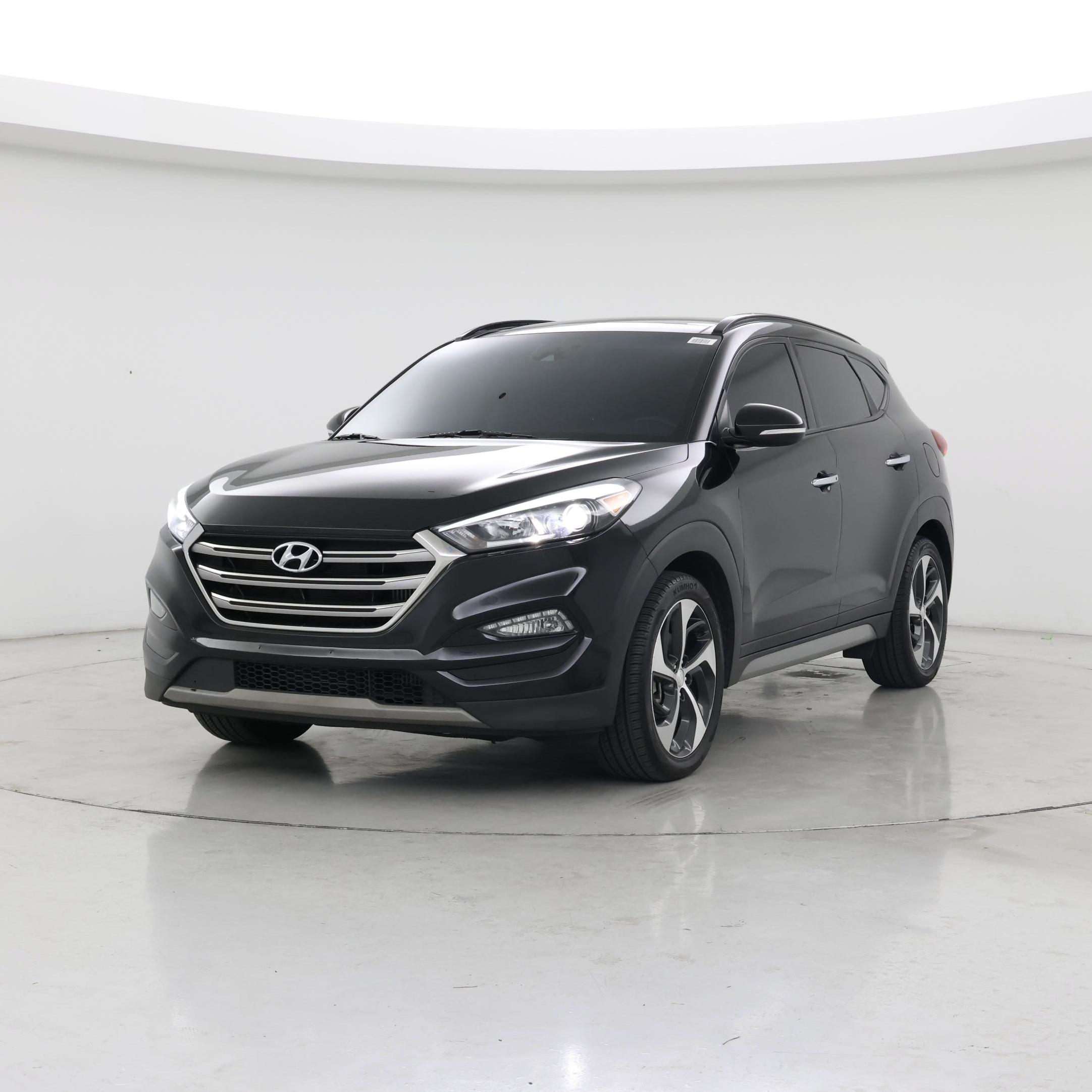 Thumbnail: 2017 Hyundai Tucson - 4