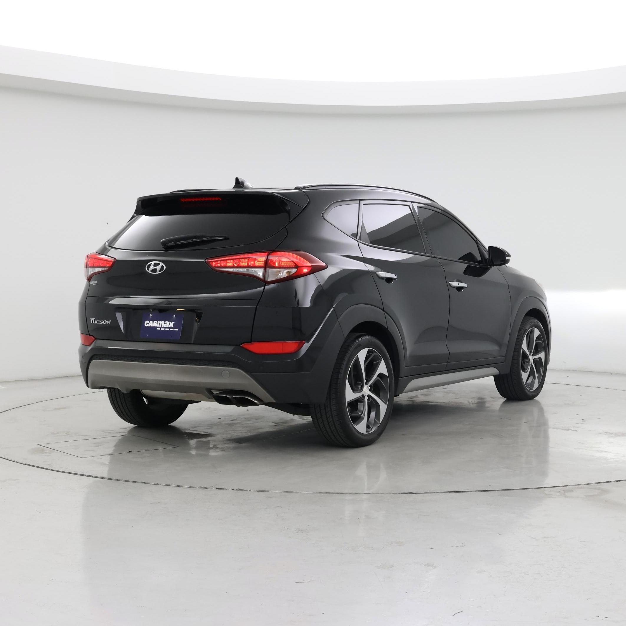 Thumbnail: 2017 Hyundai Tucson - 8