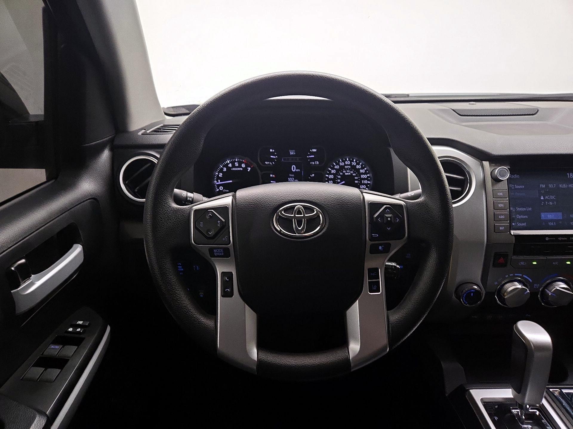 Thumbnail: 2021 Toyota Tundra - 10