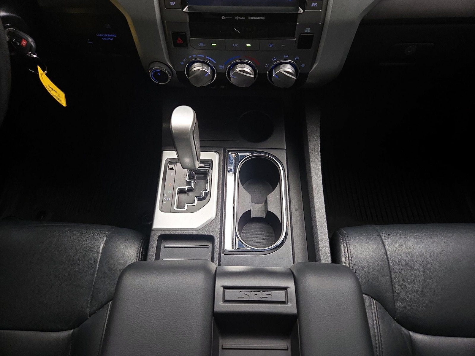 2021 Toyota Tundra SR5 - Photo 18