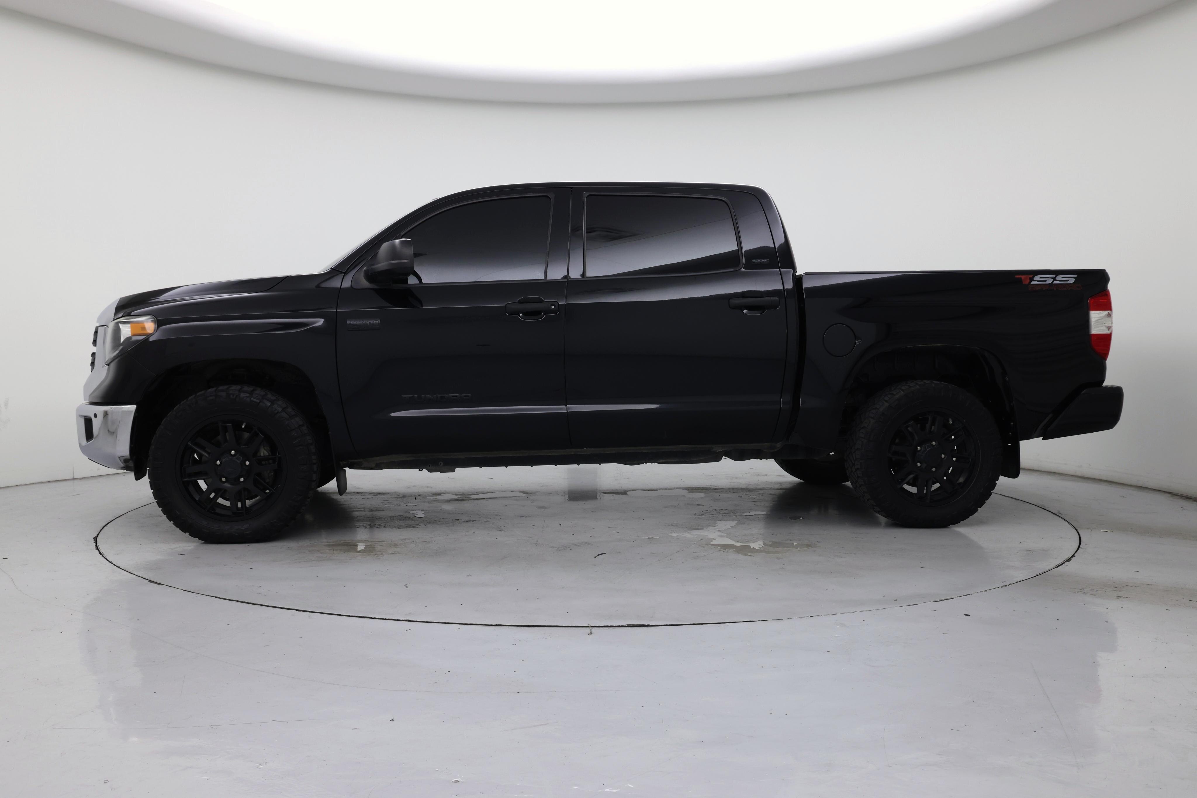 Thumbnail: 2021 Toyota Tundra - 3