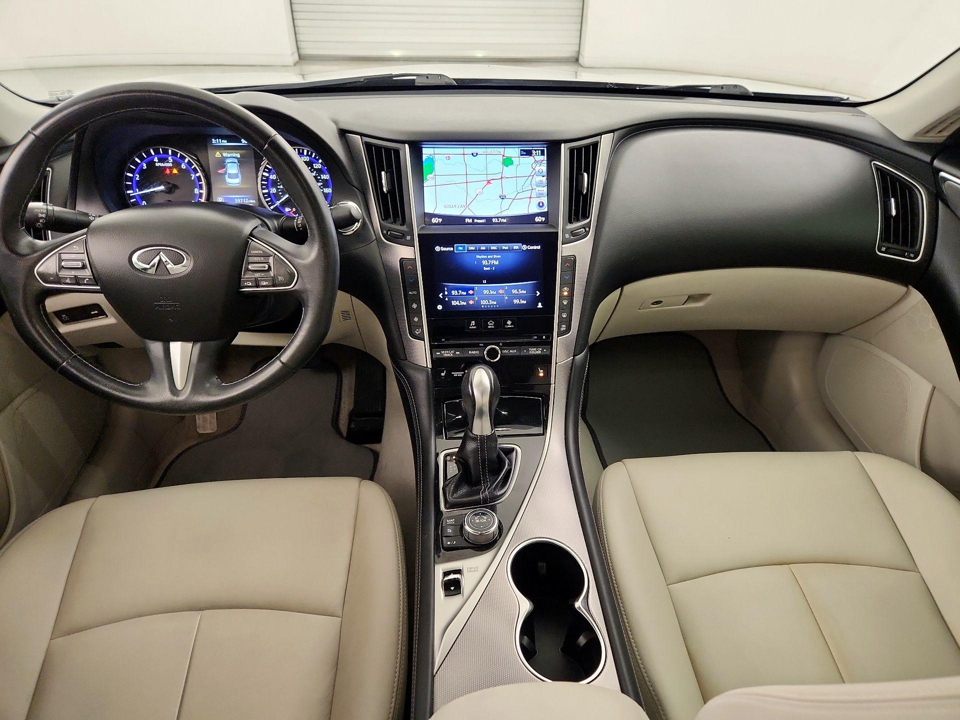 Thumbnail: 2015 INFINITI Q50 - 9