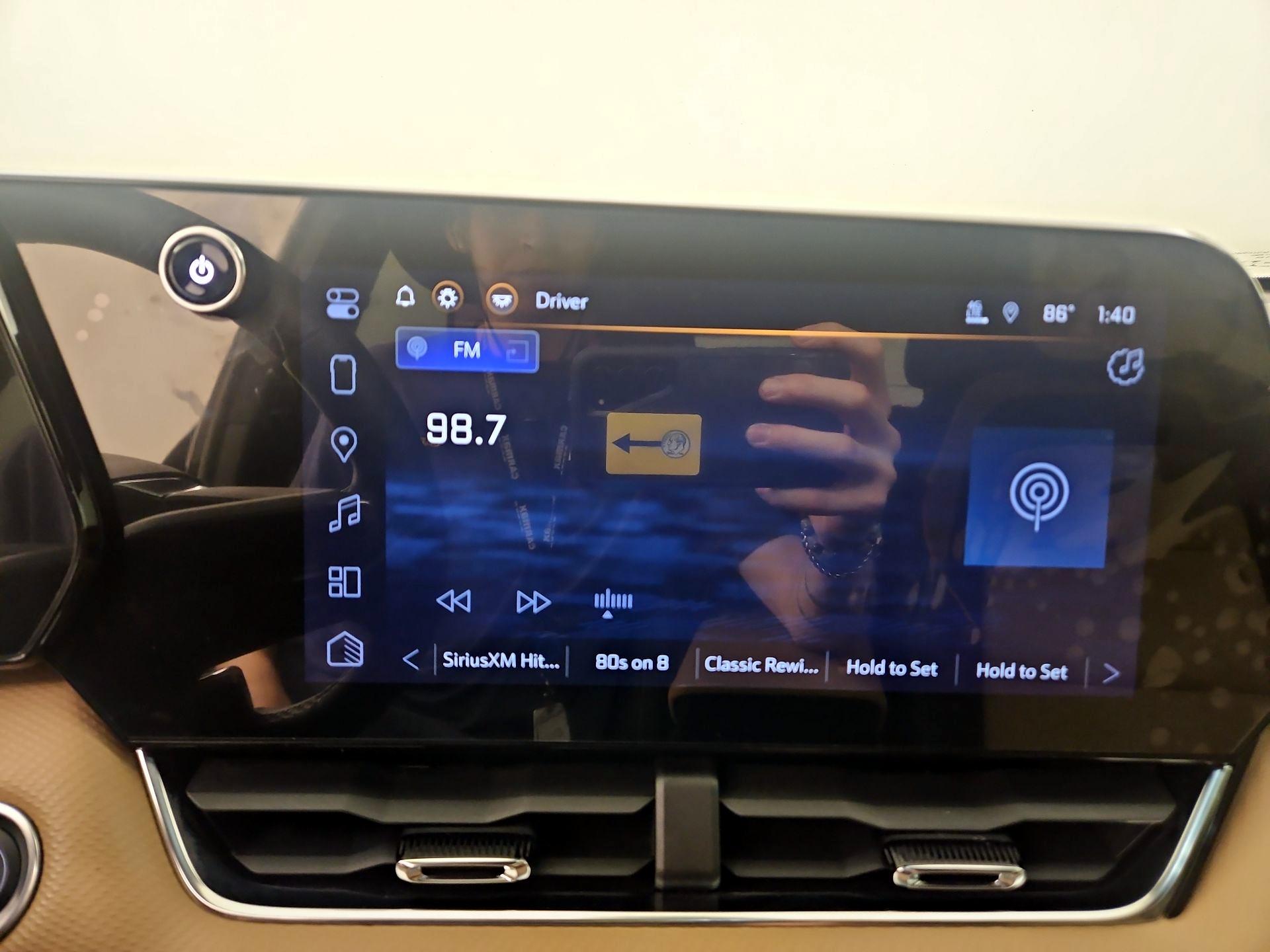 Thumbnail: 2025 Chevrolet Equinox - 16