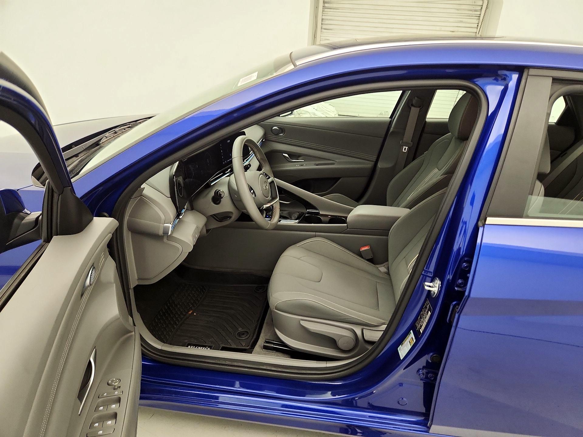 Thumbnail: 2024 Hyundai Elantra - 11