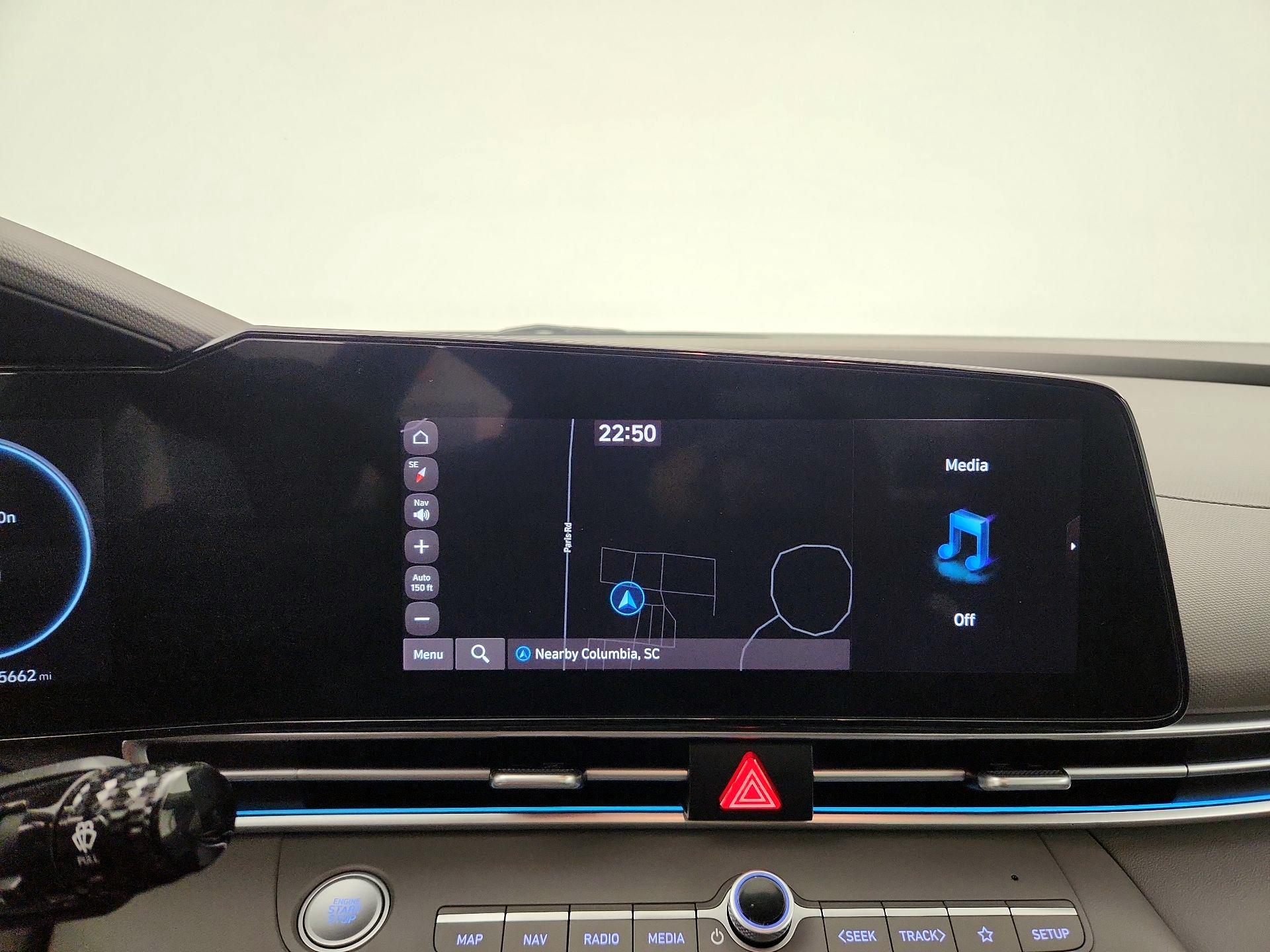 Thumbnail: 2024 Hyundai Elantra - 14