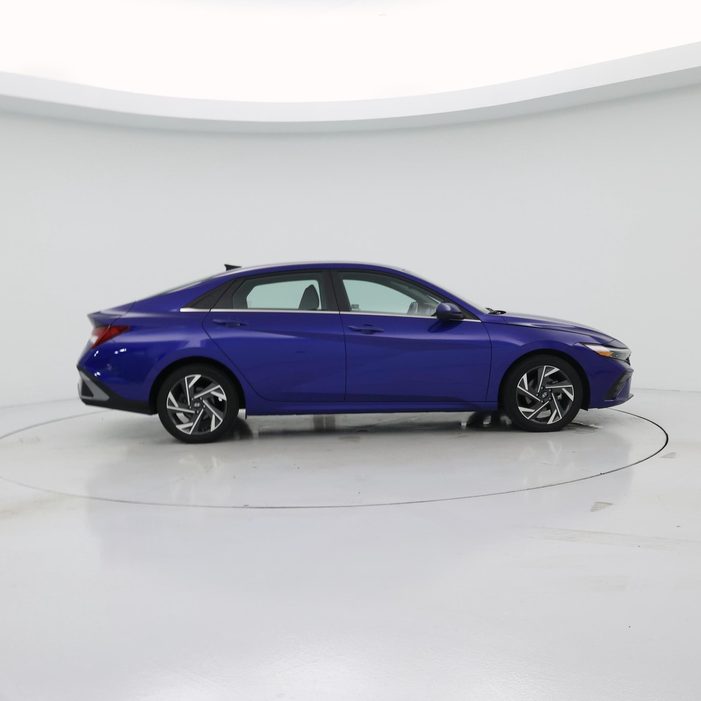 Thumbnail: 2024 Hyundai Elantra - 7