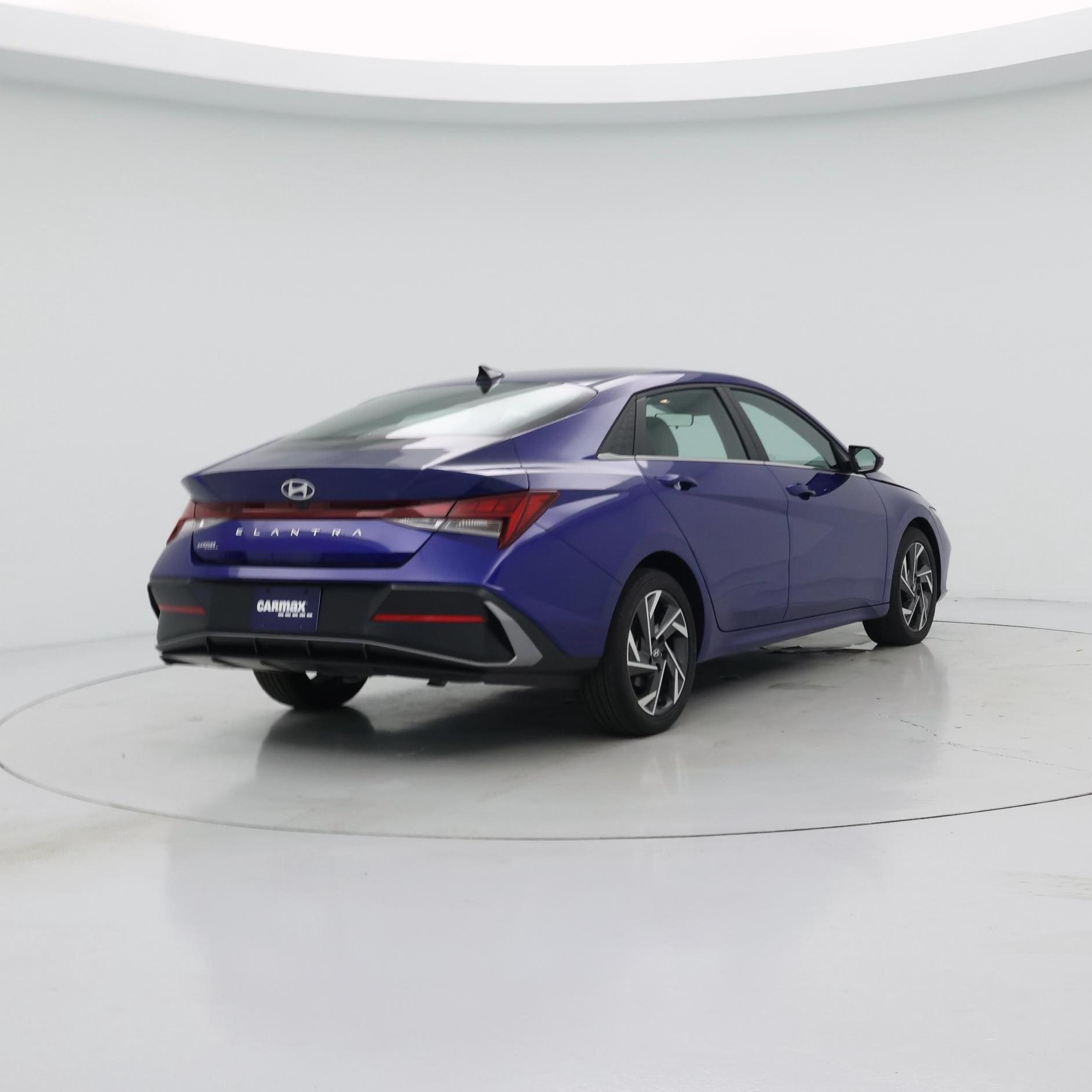 Thumbnail: 2024 Hyundai Elantra - 8