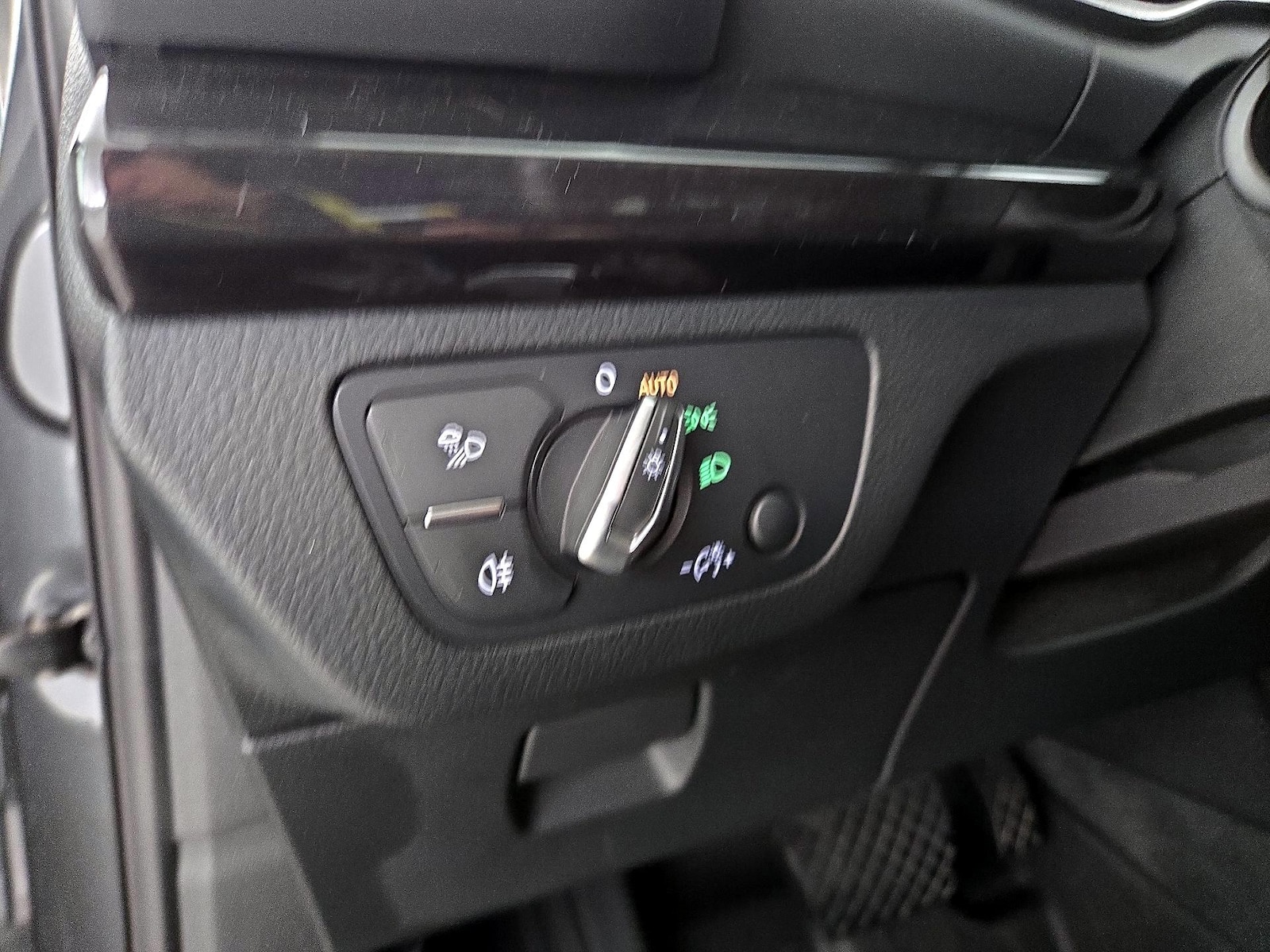 2020 Audi Q5 Premium Plus - Photo 14