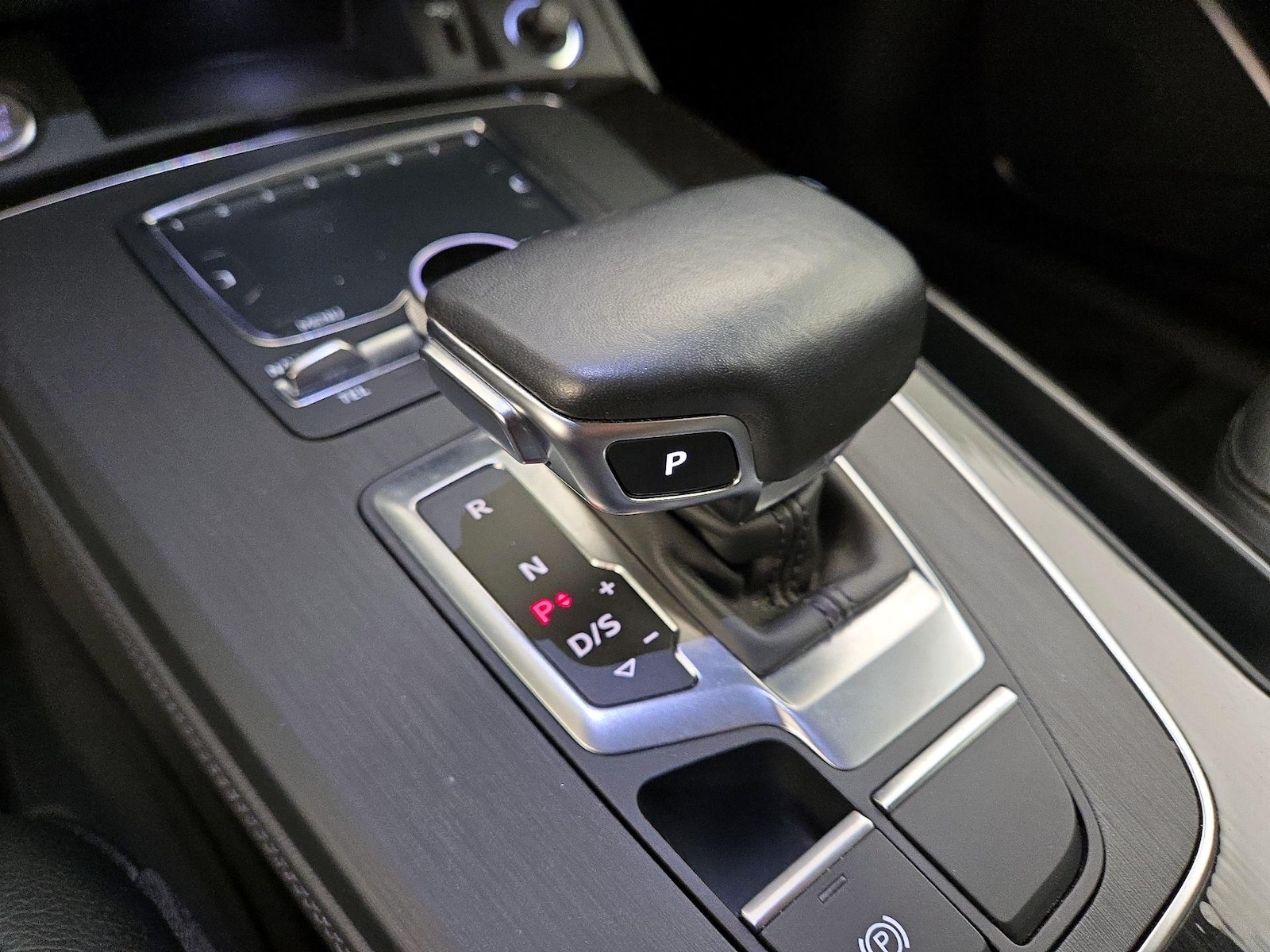 2020 Audi Q5 Premium Plus - Photo 19