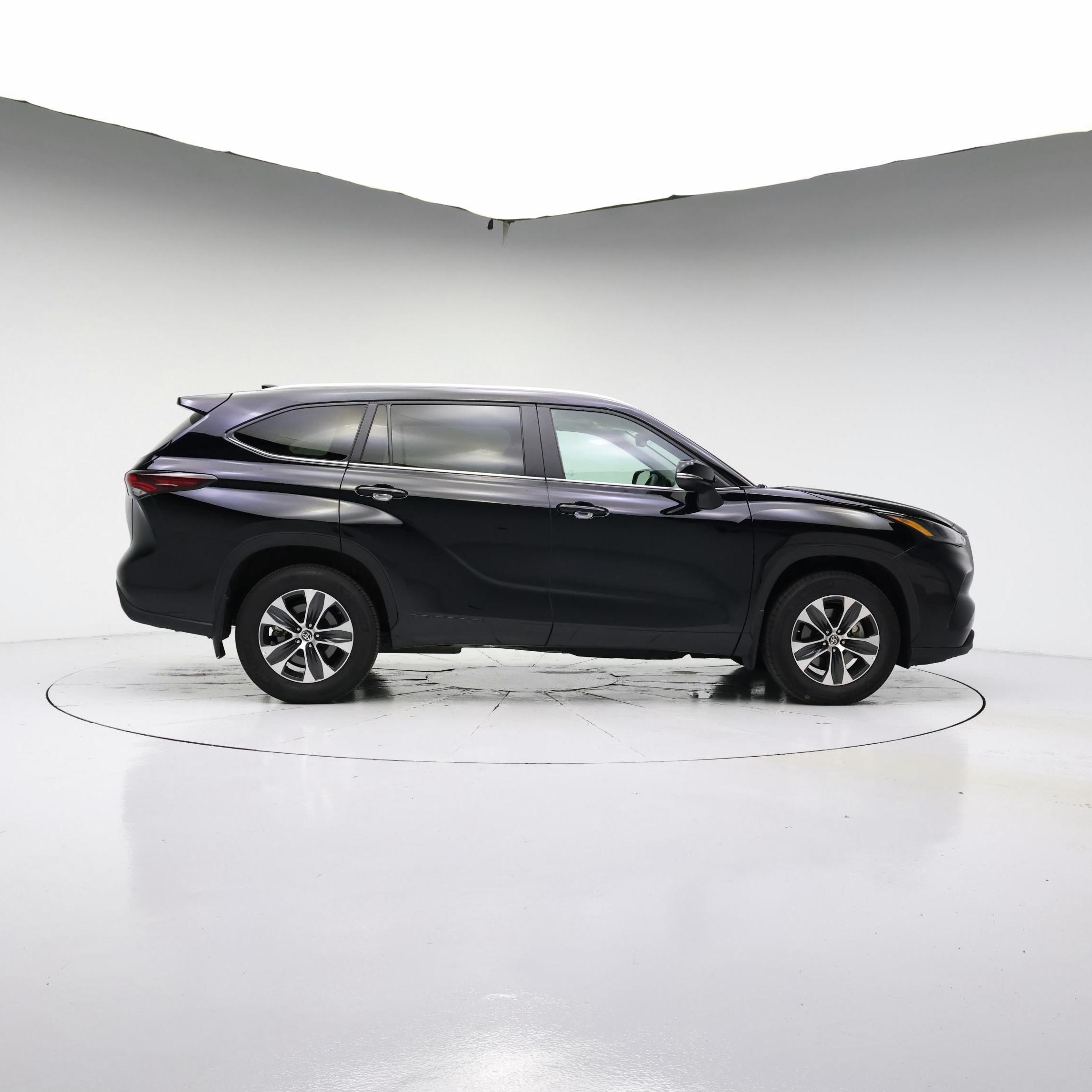 Thumbnail: 2025 Toyota Highlander - 7