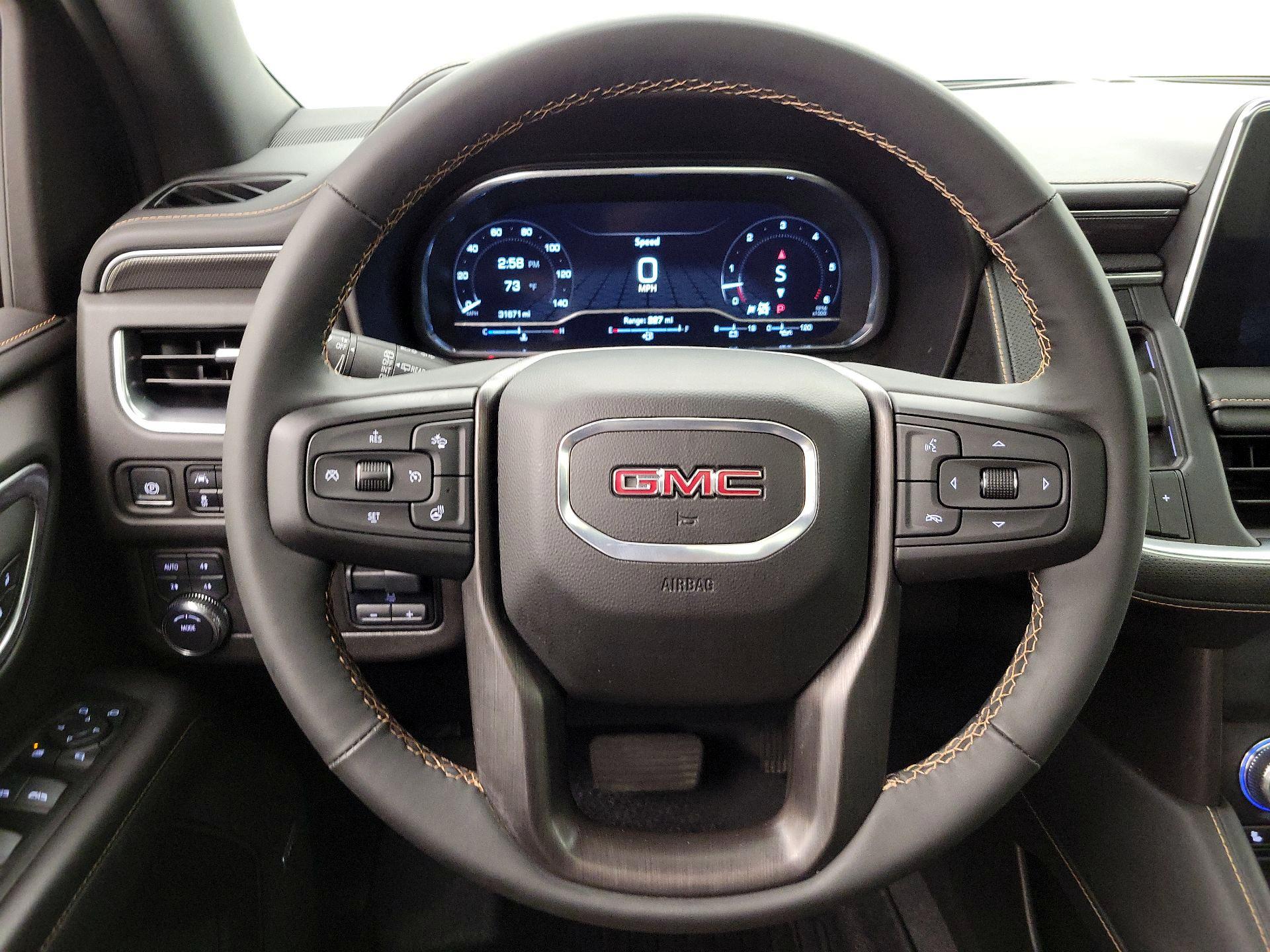 Thumbnail: 2024 GMC Yukon XL - 10