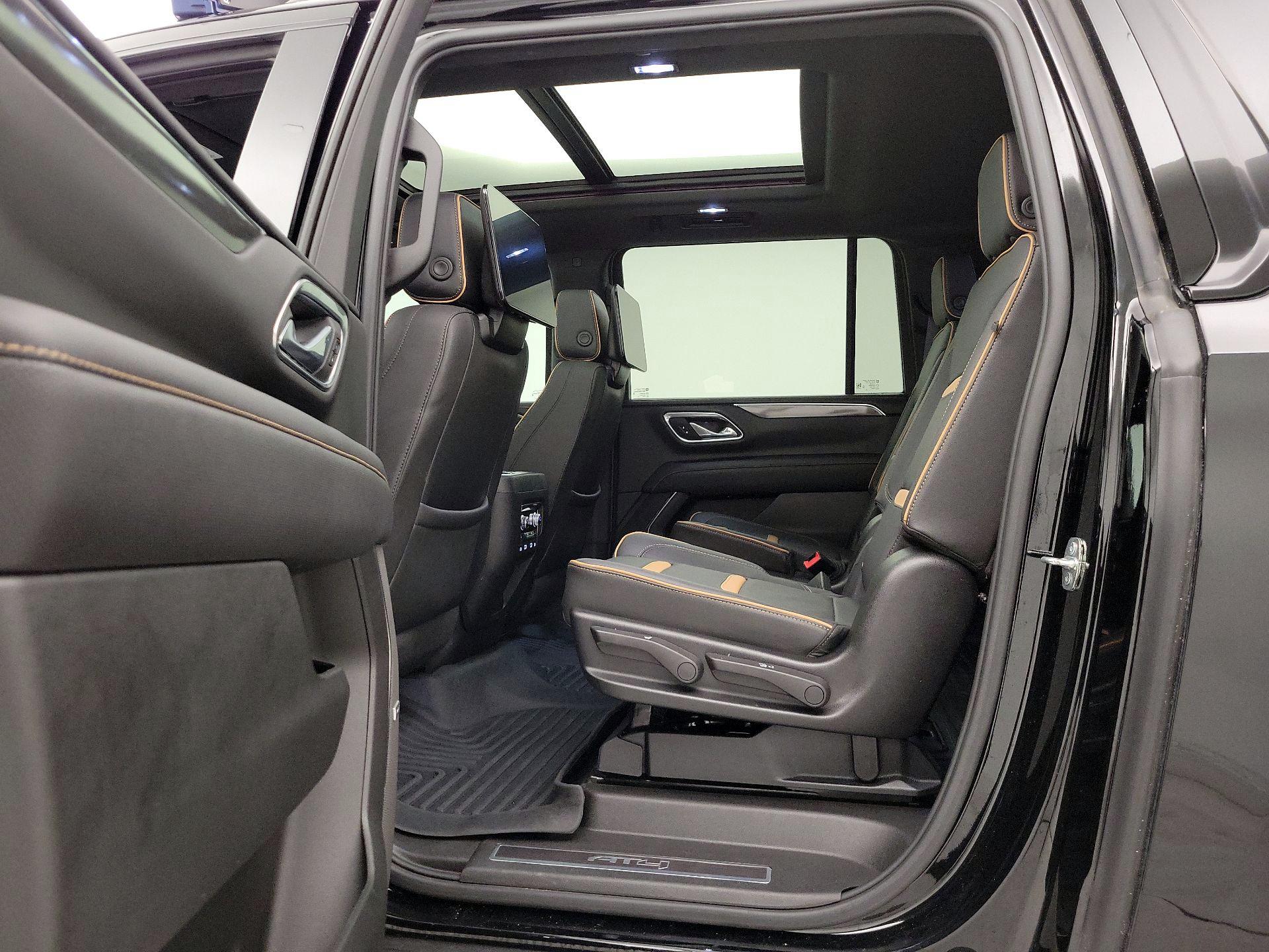 Thumbnail: 2024 GMC Yukon XL - 20