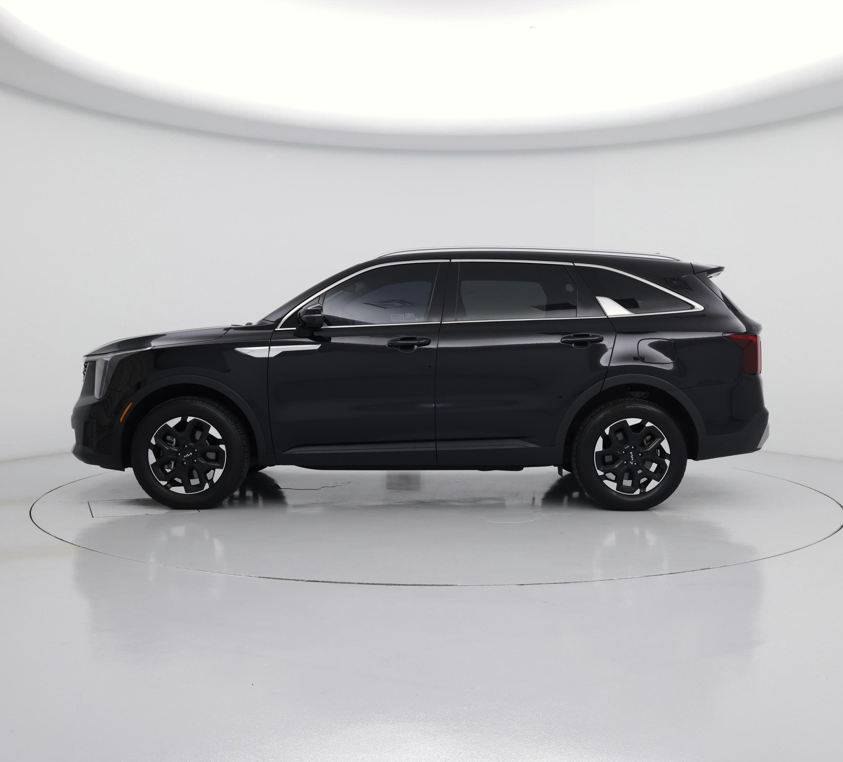 Thumbnail: 2024 Kia Sorento - 3