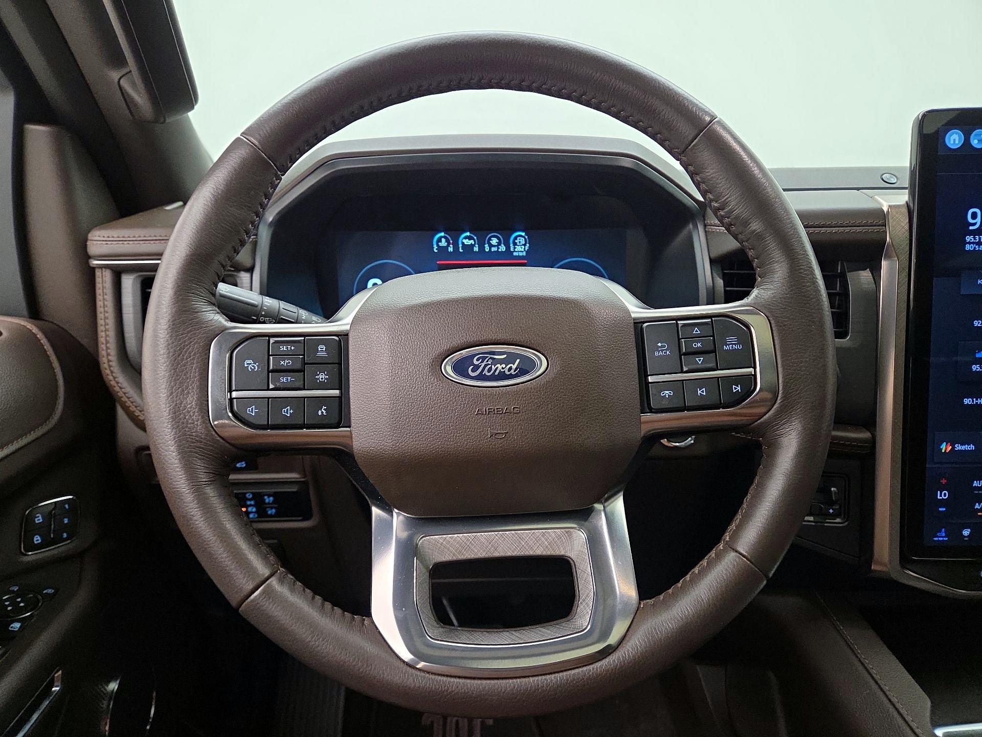 Thumbnail: 2023 Ford Expedition MAX - 10