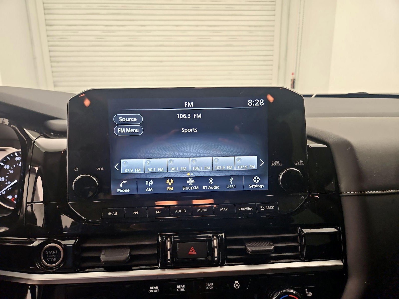 2022 Nissan Pathfinder SL - Photo 17