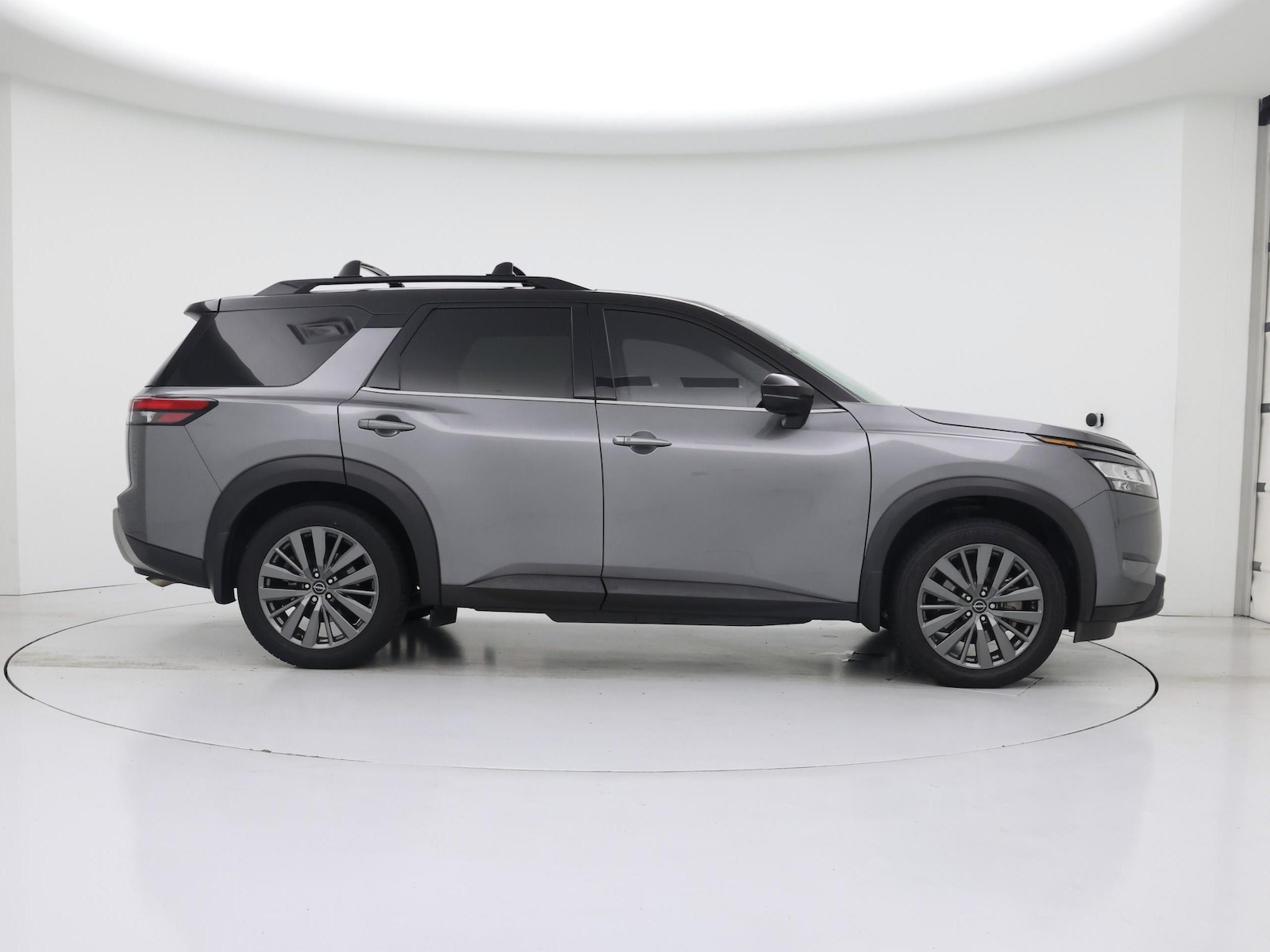 2022 Nissan Pathfinder SL - Photo 8