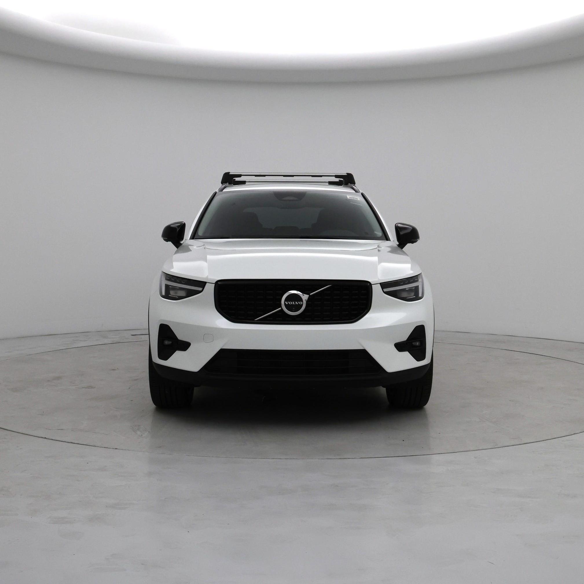 Thumbnail: 2024 Volvo XC40 - 5