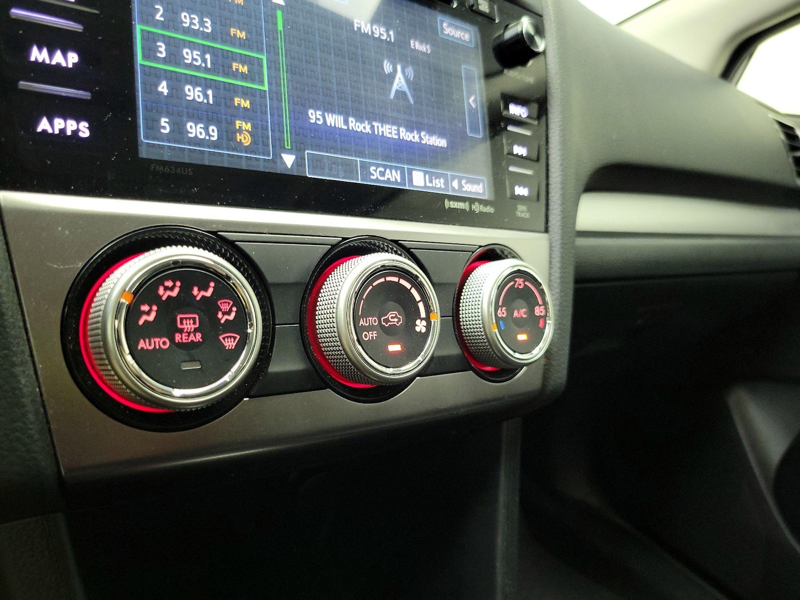 2015 Subaru Impreza Sport Limited - Photo 18