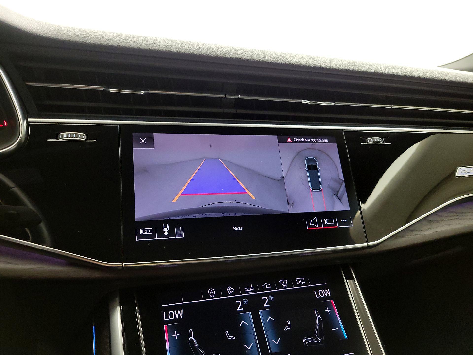 Thumbnail: 2020 Audi Q7 - 14