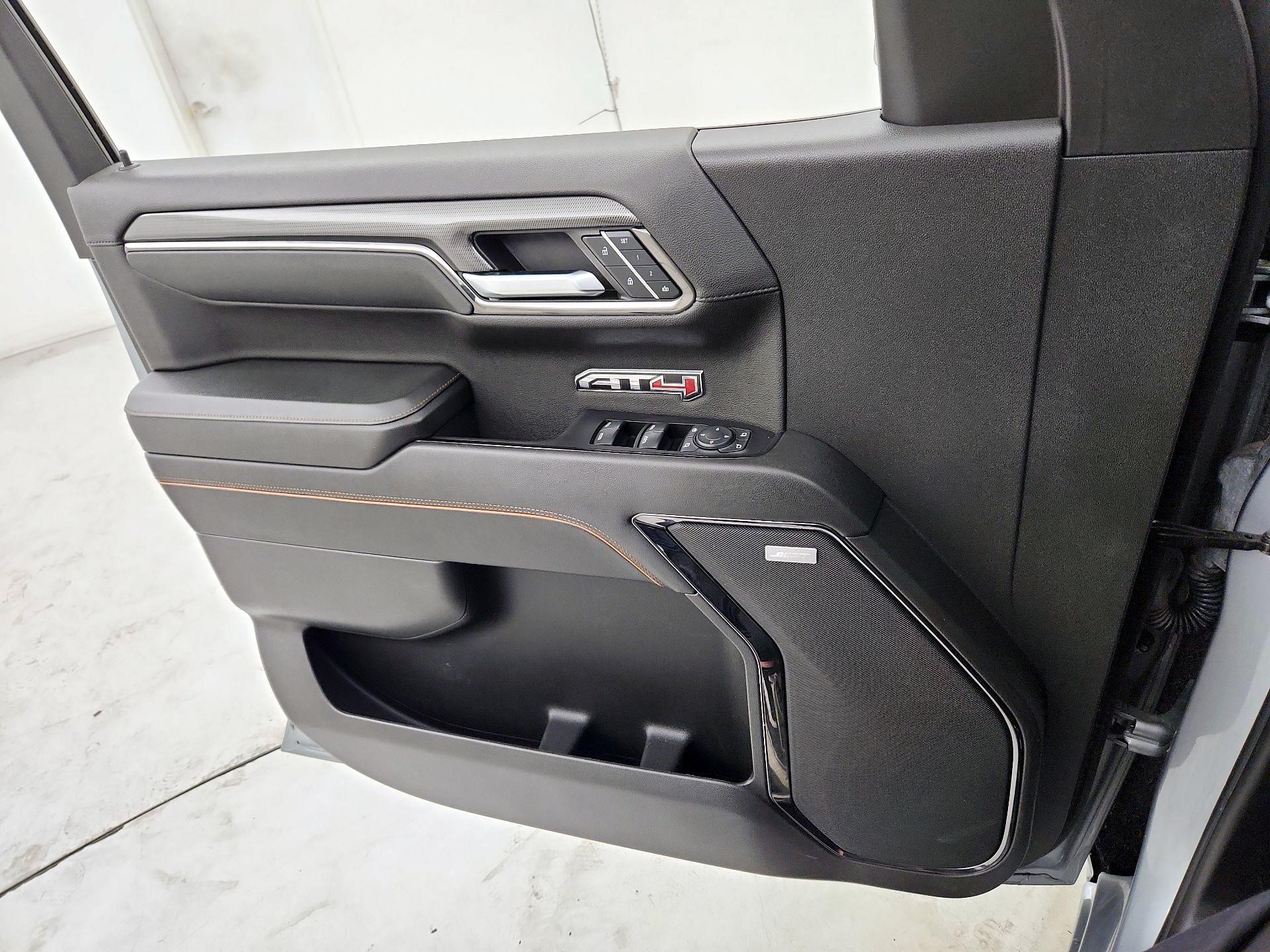 Thumbnail: 2024 GMC Sierra 1500 - 12