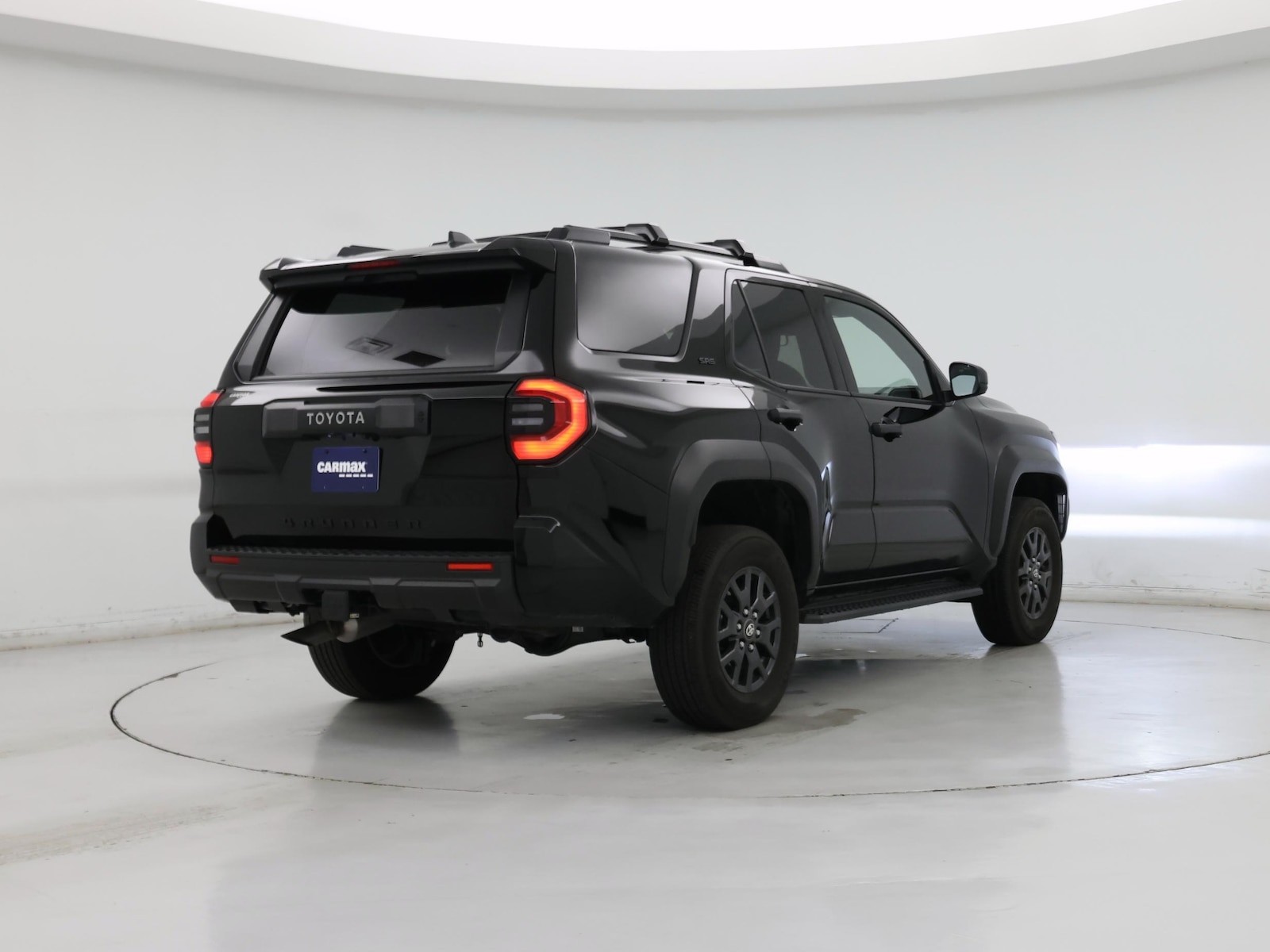 2026 Toyota 4Runner SR5 - Photo 9