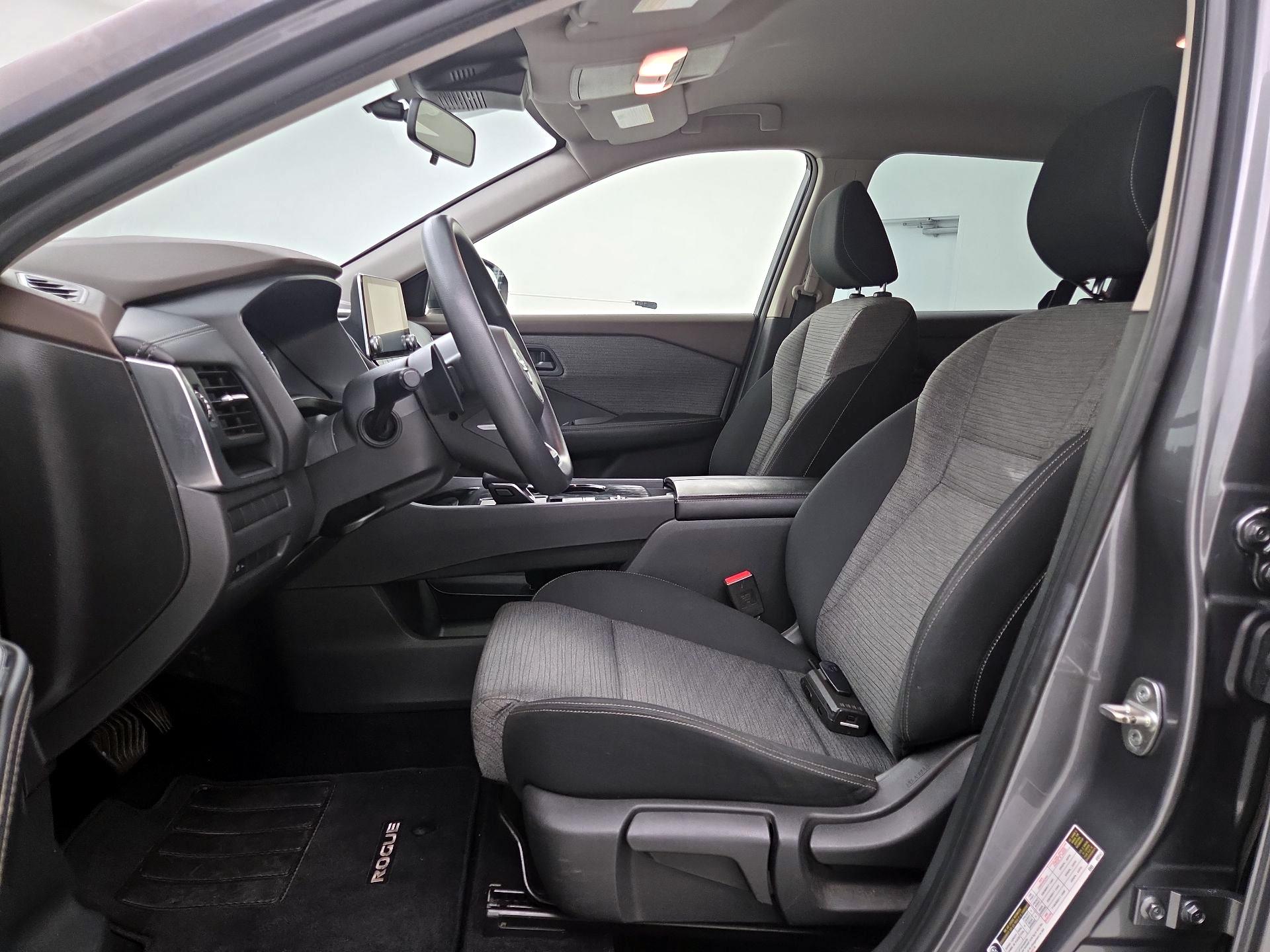 Thumbnail: 2021 Nissan Rogue - 11