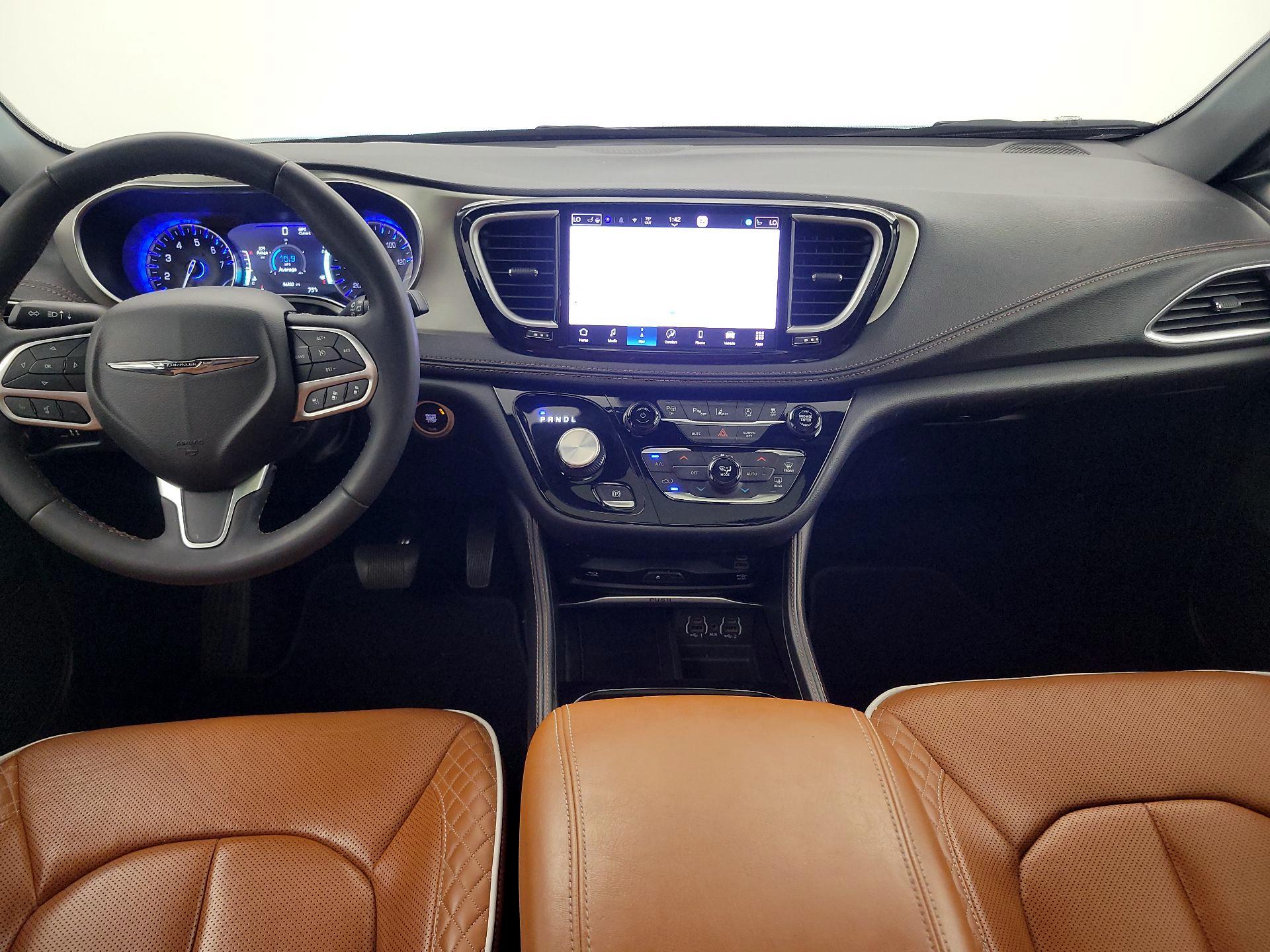 Thumbnail: 2024 Chrysler Pacifica - 9