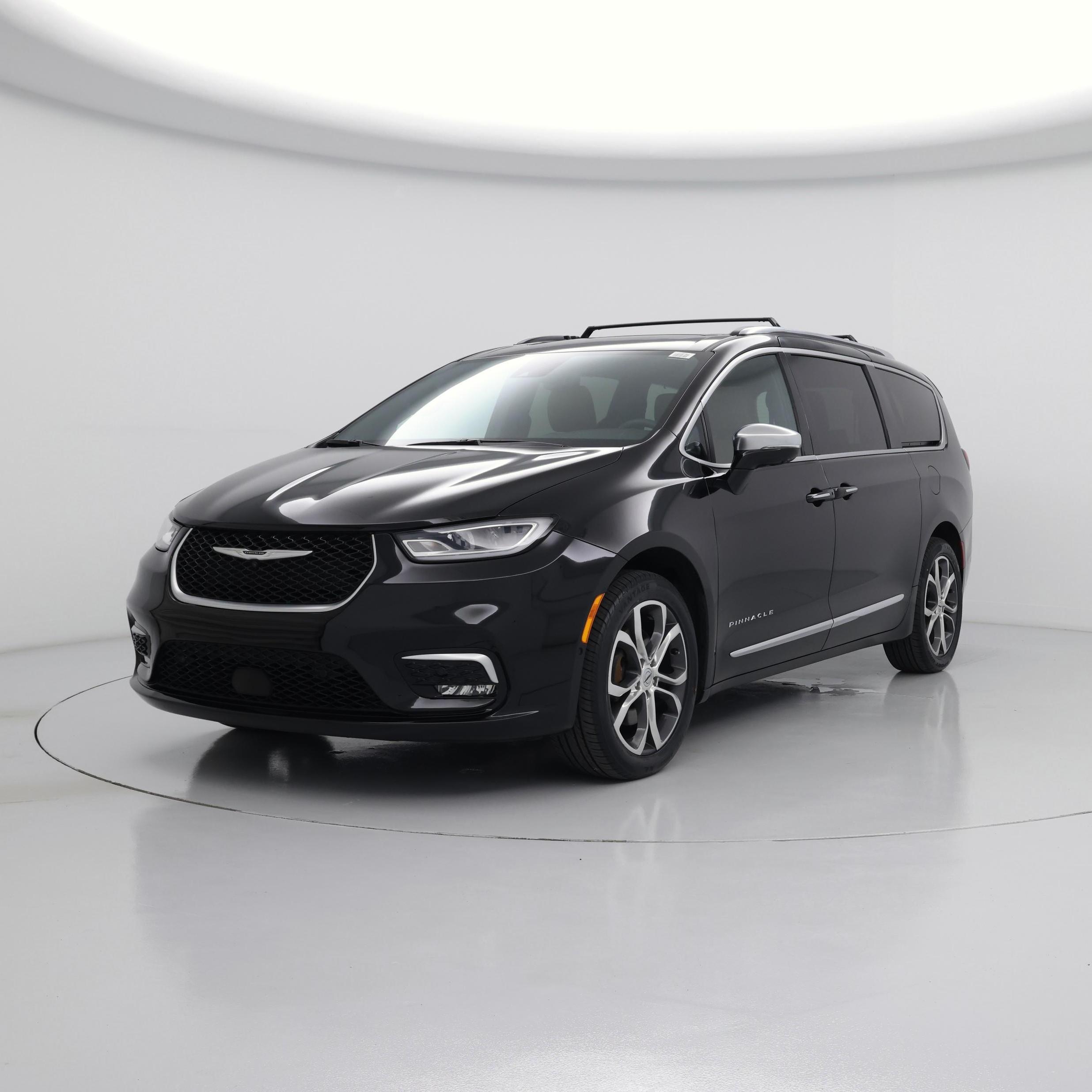 Thumbnail: 2024 Chrysler Pacifica - 4