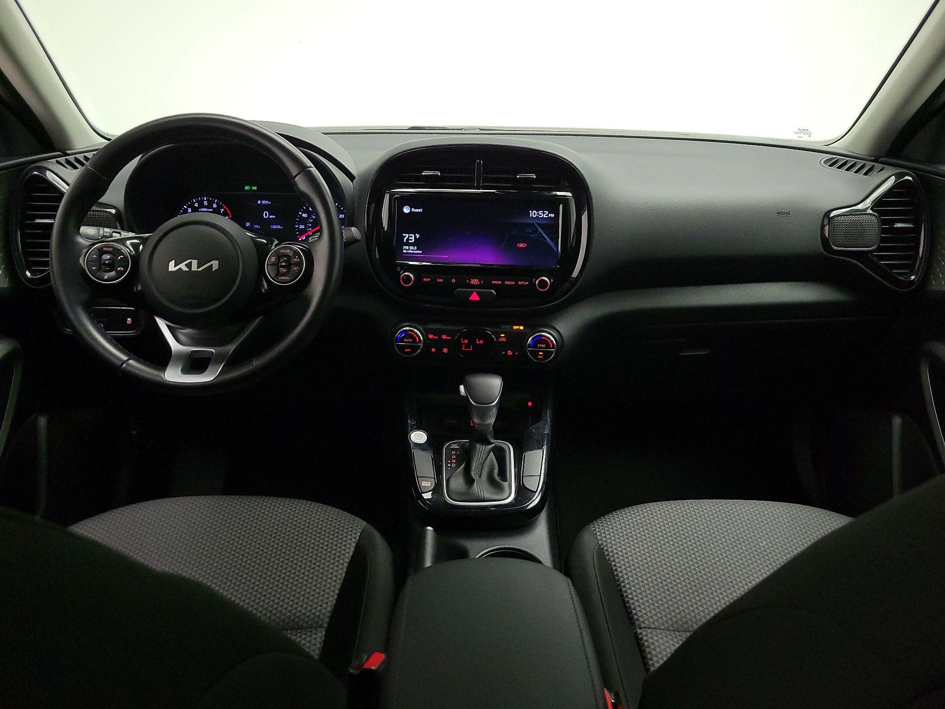 Thumbnail: 2022 Kia Soul - 9