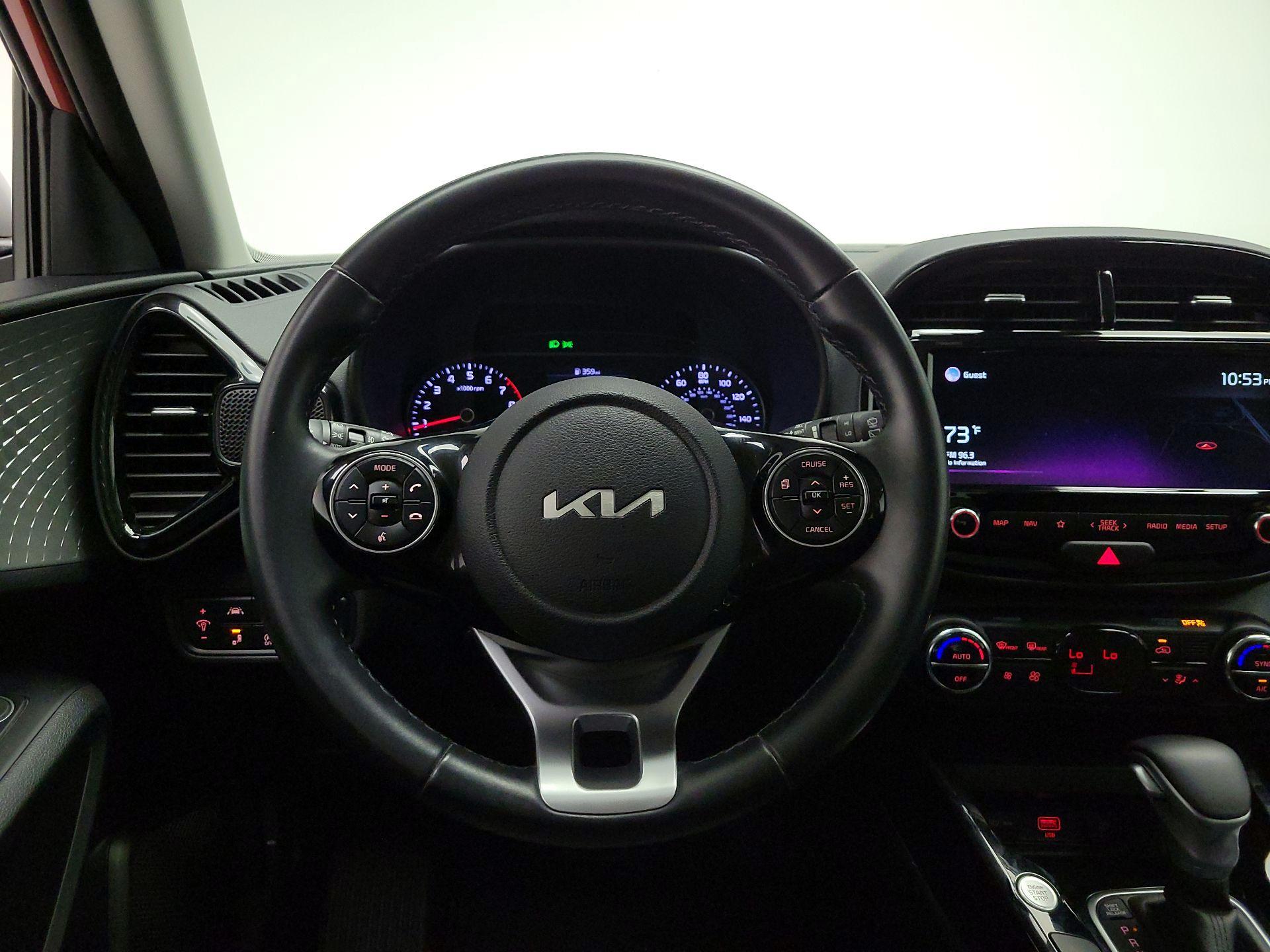 Thumbnail: 2022 Kia Soul - 10