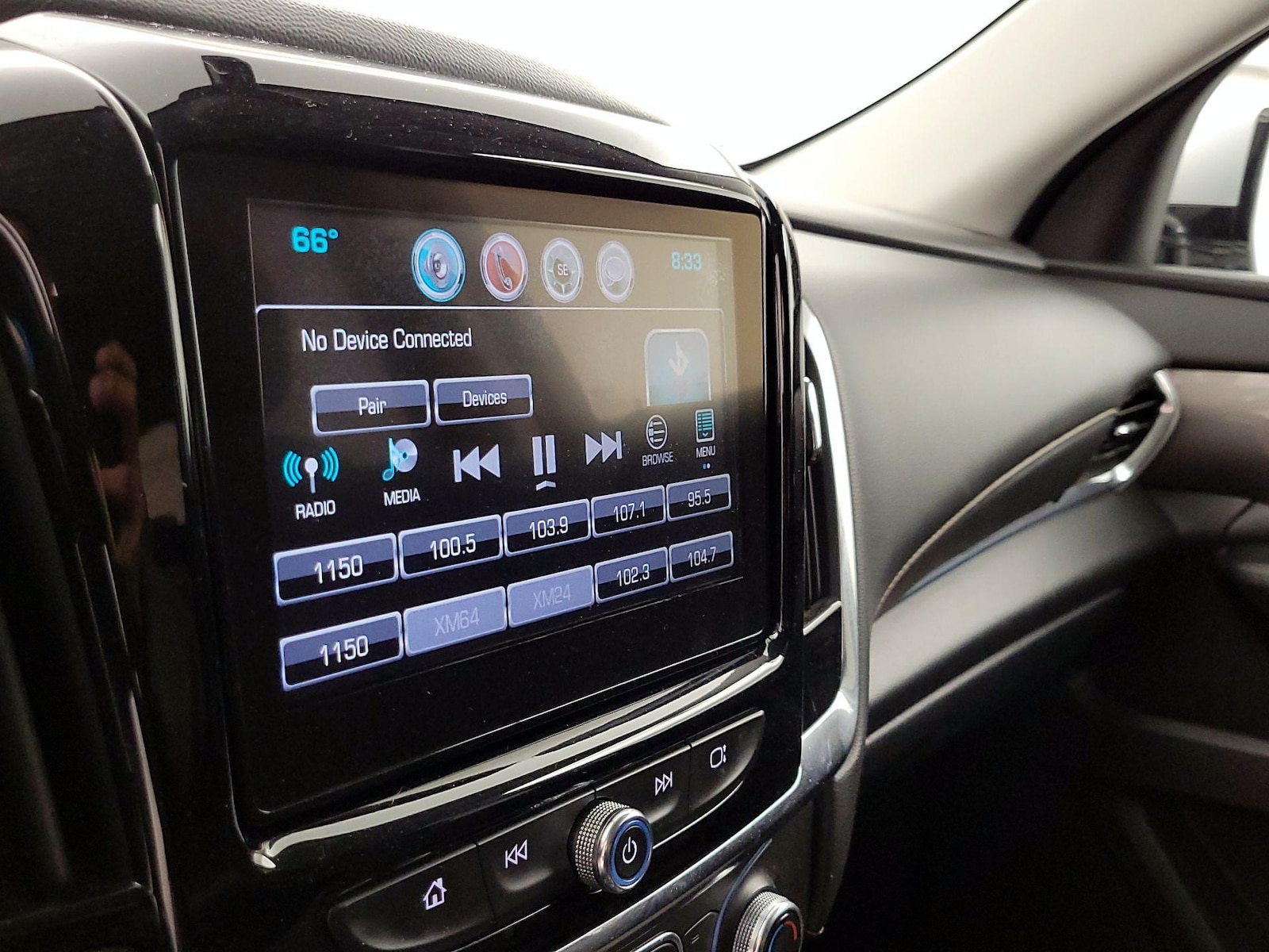 2019 Chevrolet Traverse 1LT - Photo 16