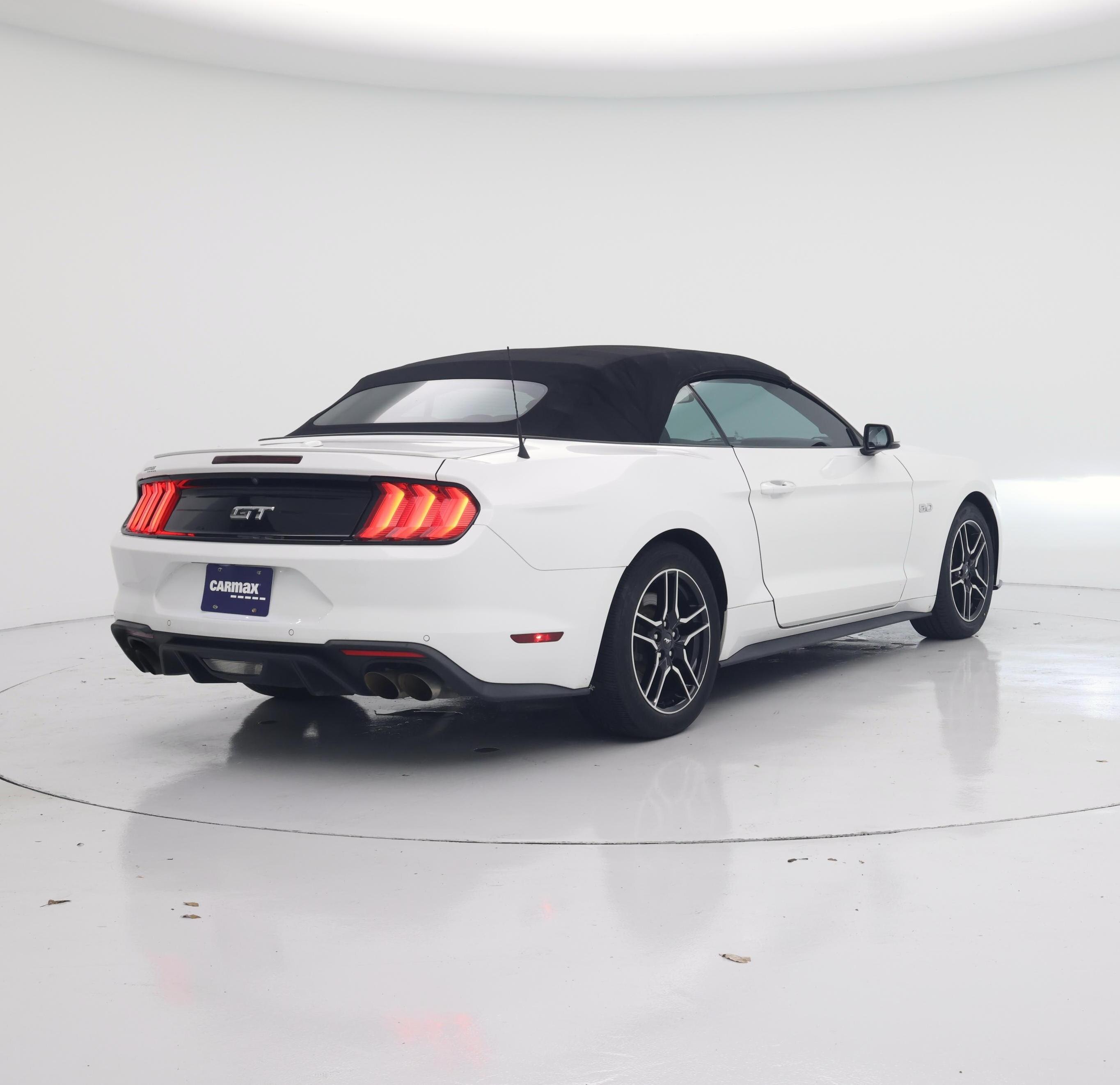 Thumbnail: 2019 Ford Mustang - 8