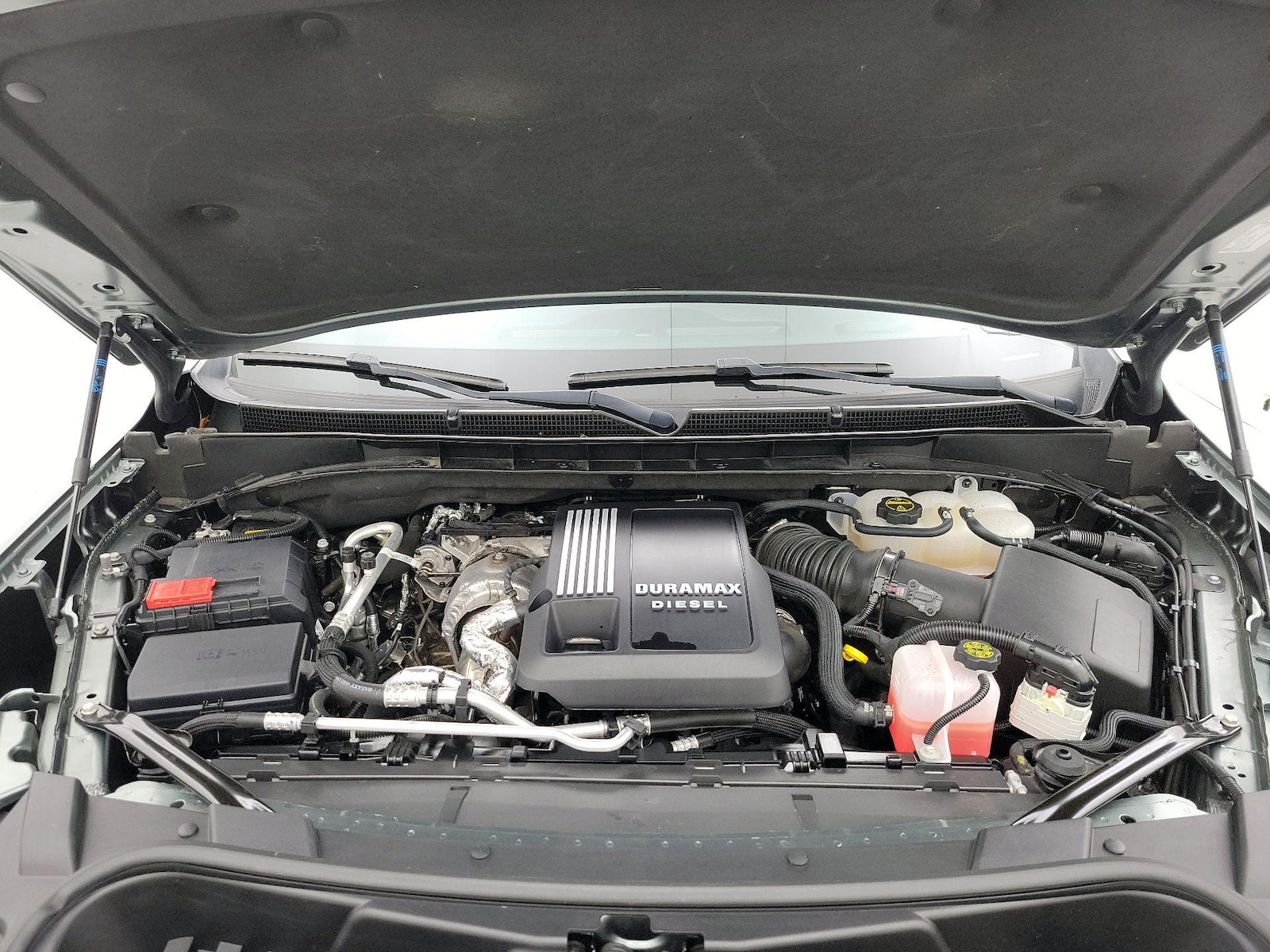 2024 GMC Yukon SLT - Photo 24
