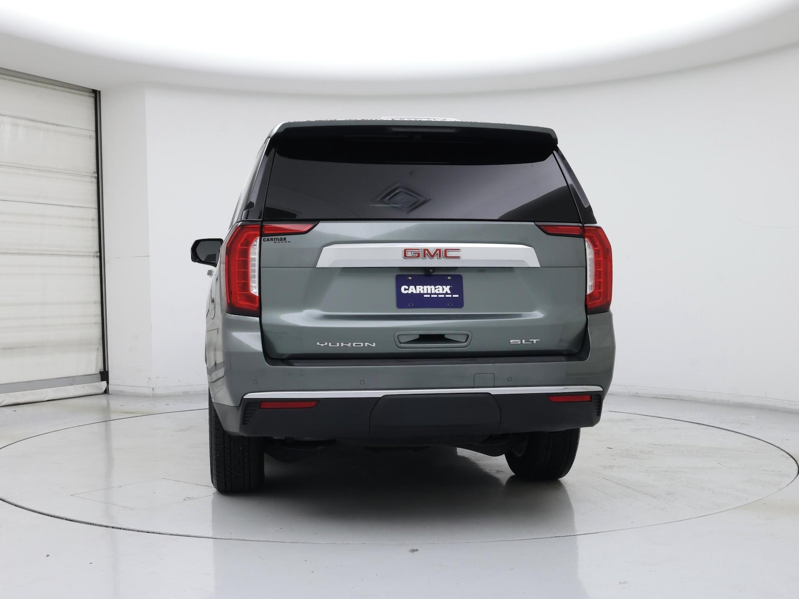 2024 GMC Yukon SLT - Photo 7