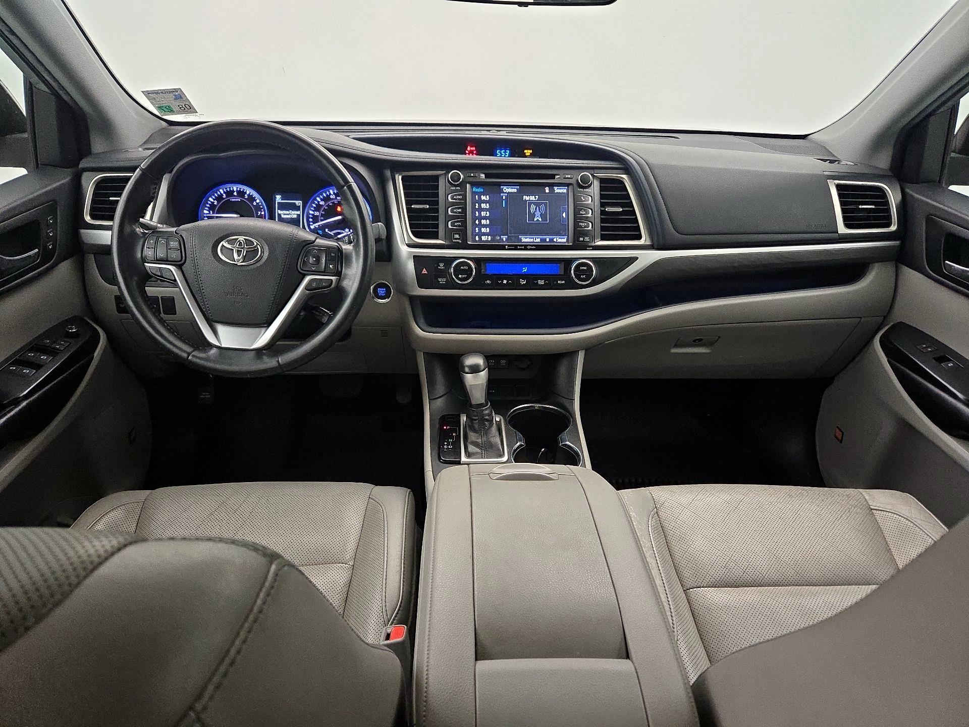 Thumbnail: 2019 Toyota Highlander - 9