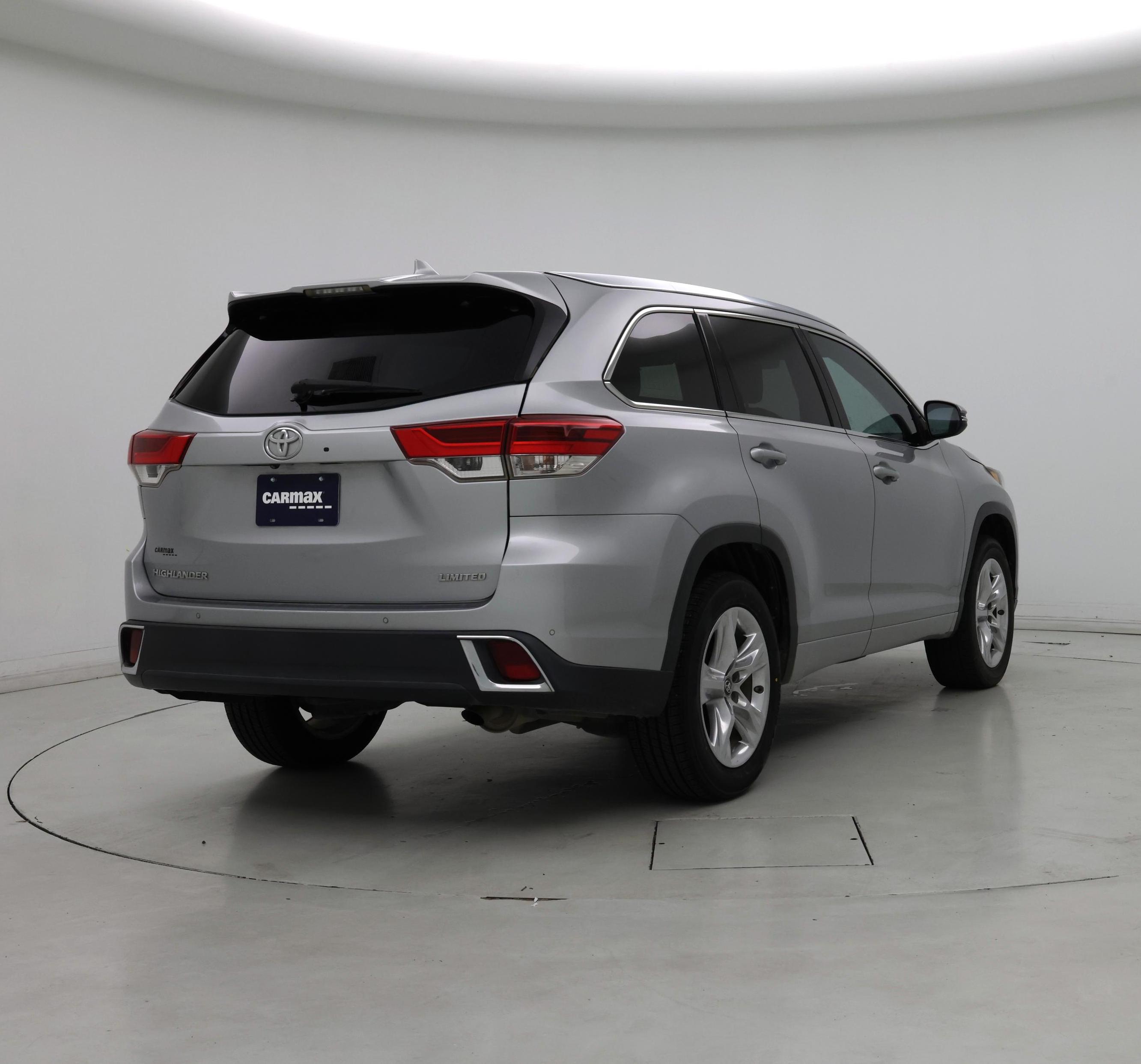 Thumbnail: 2019 Toyota Highlander - 8