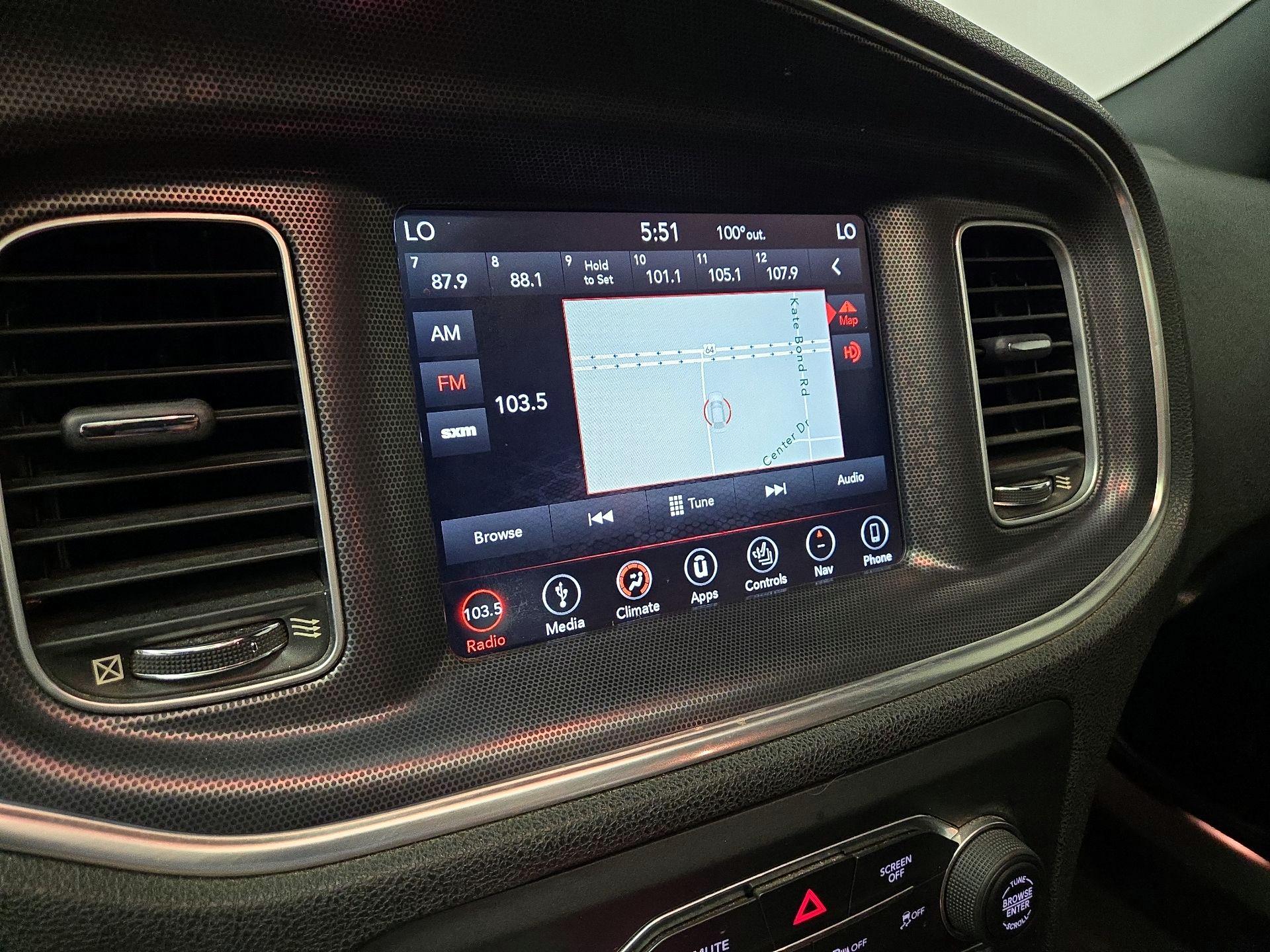 Thumbnail: 2018 Dodge Charger - 16