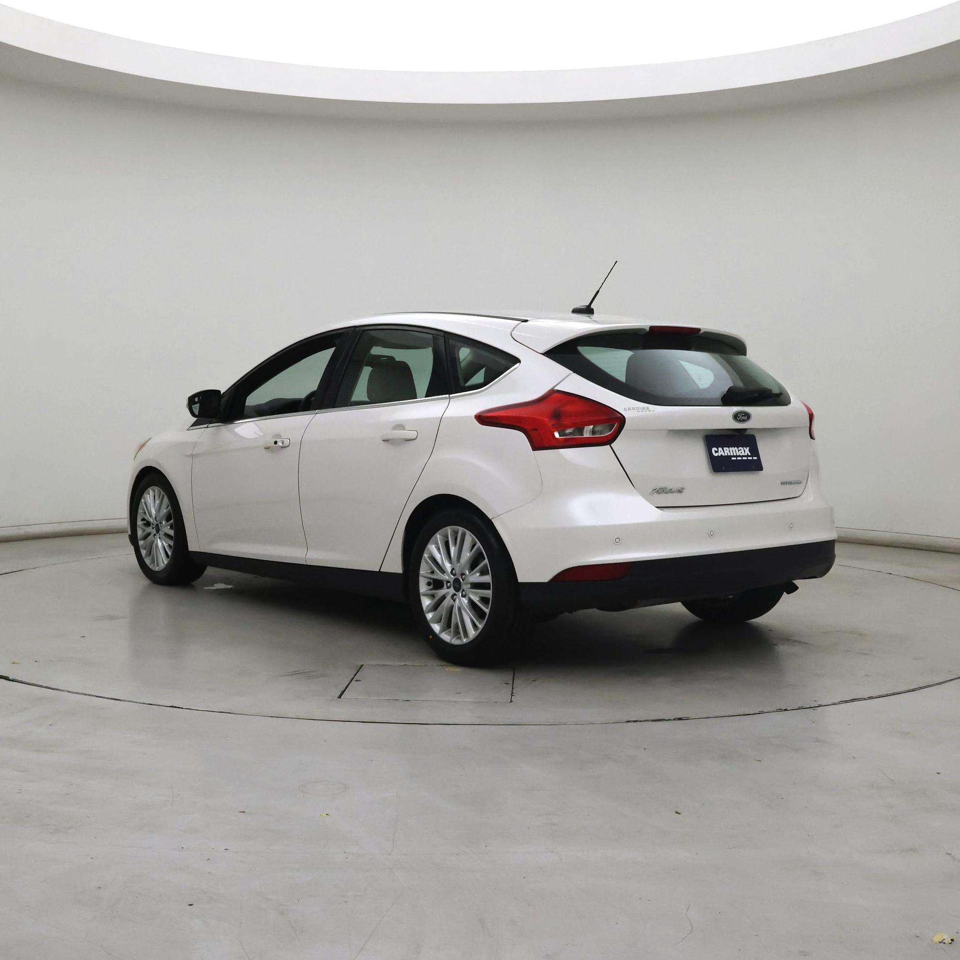 Thumbnail: 2017 Ford Focus - 2