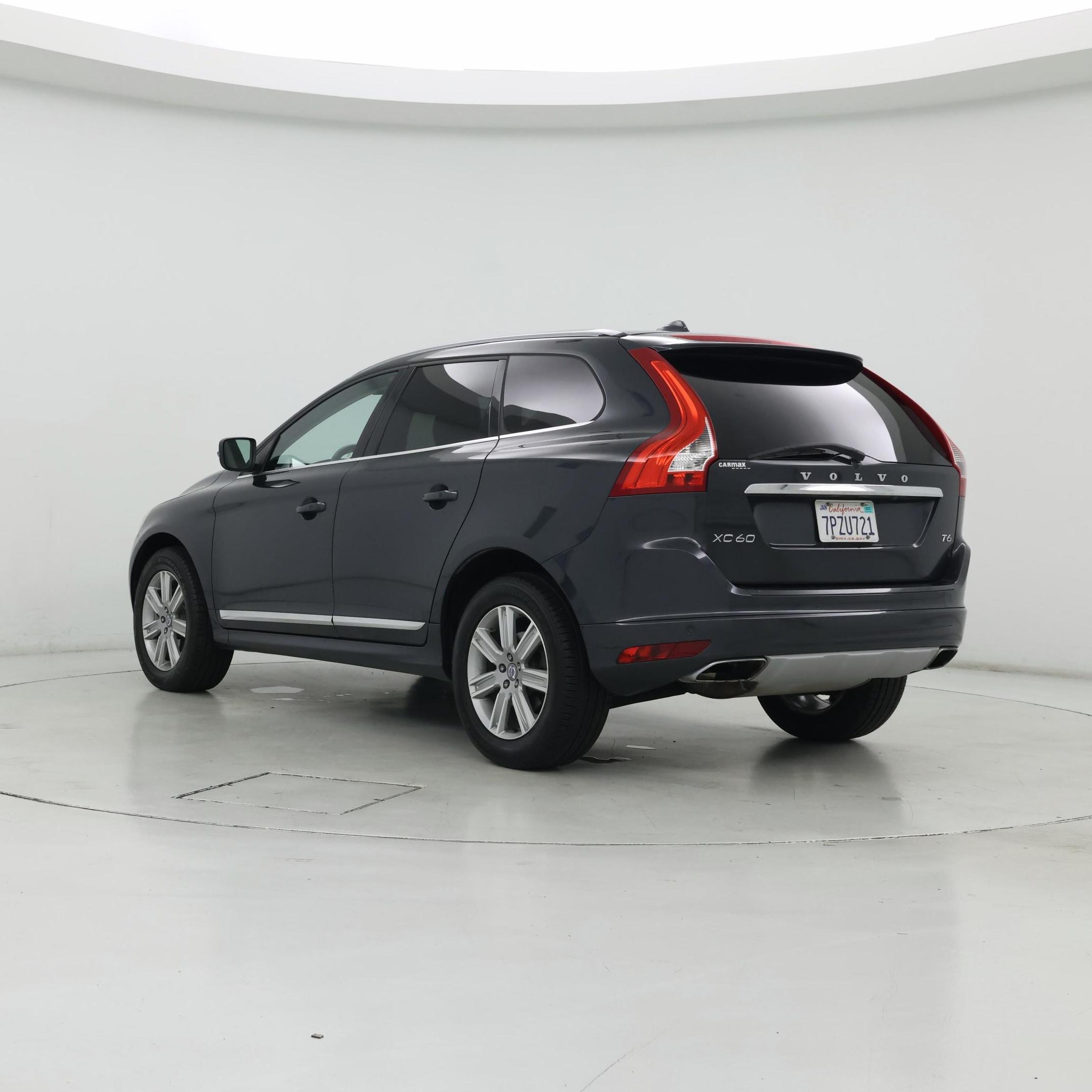 Thumbnail: 2016 Volvo XC60 - 2