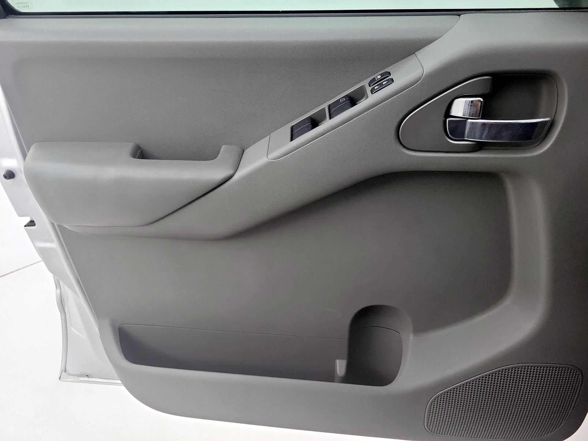Thumbnail: 2014 Nissan Frontier - 12